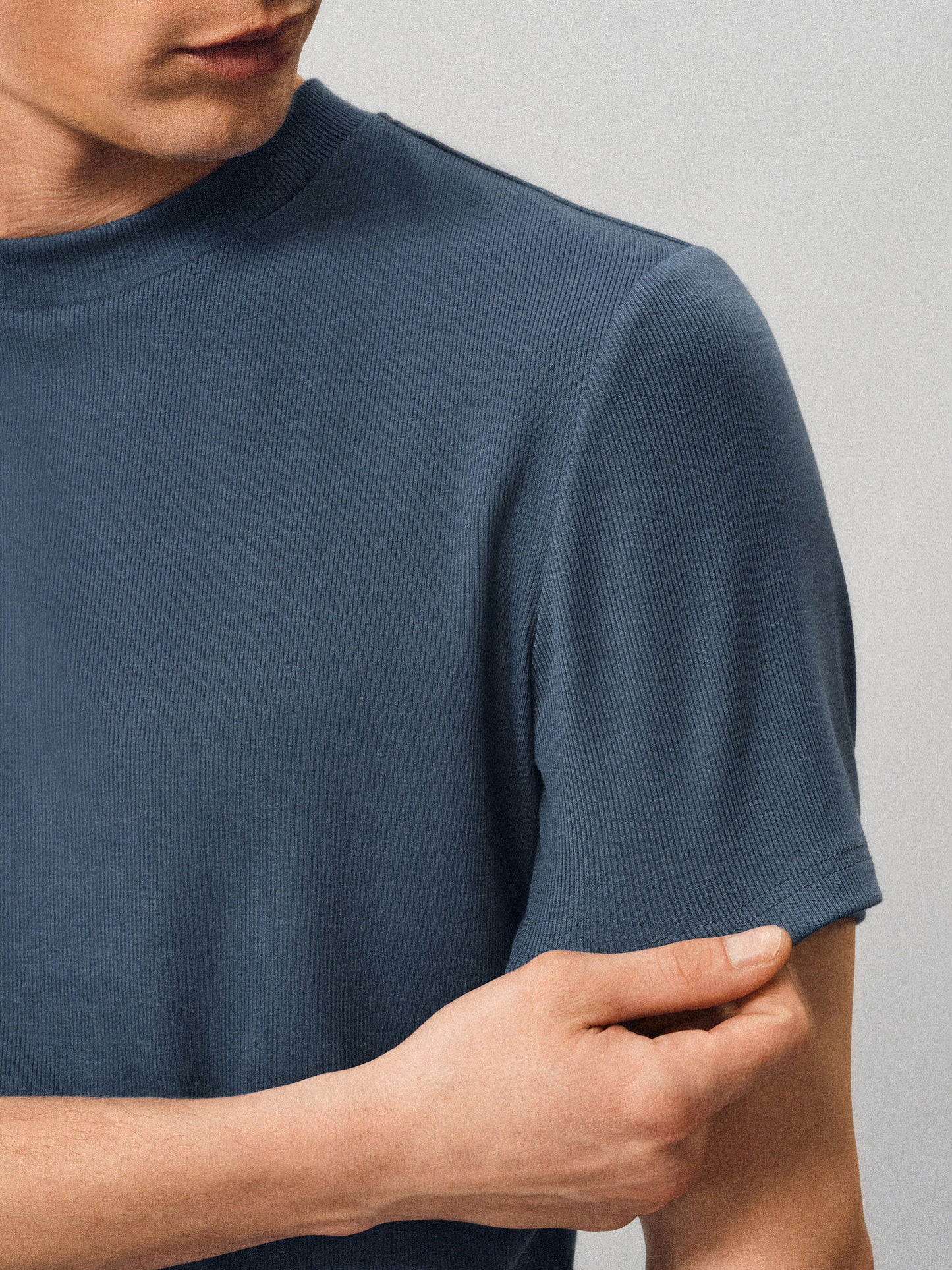 Fine-Striped Fitted Round-Neck T-Shirt