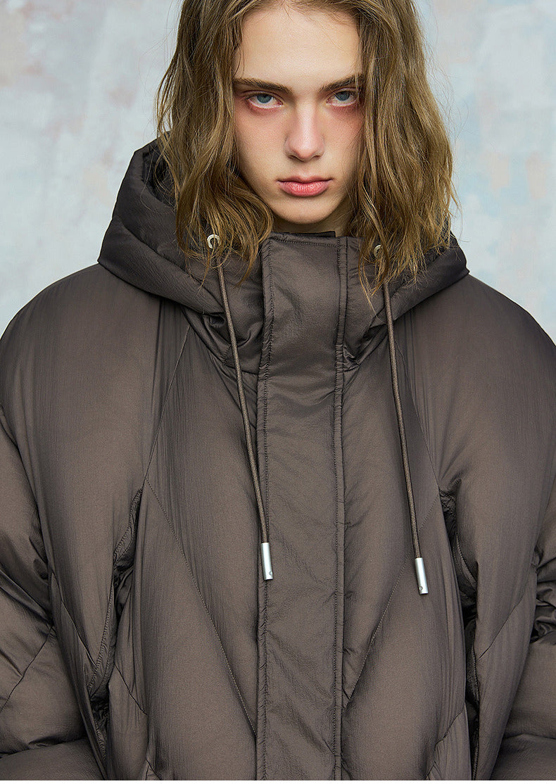 Solid color mid-length hooded down jacket