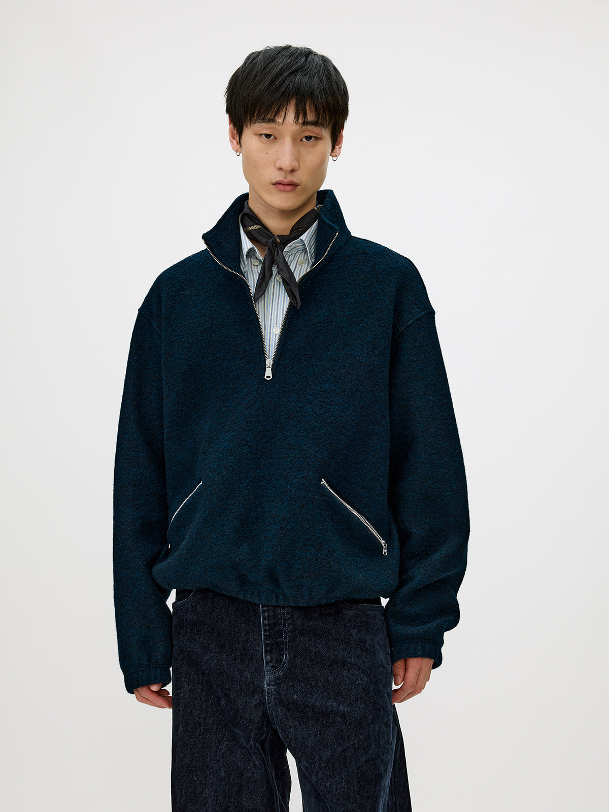 Half-Open Sweatshirt