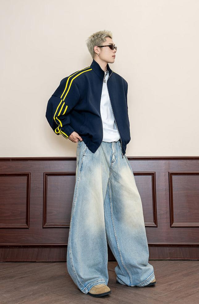 Street-washed pleated jeans