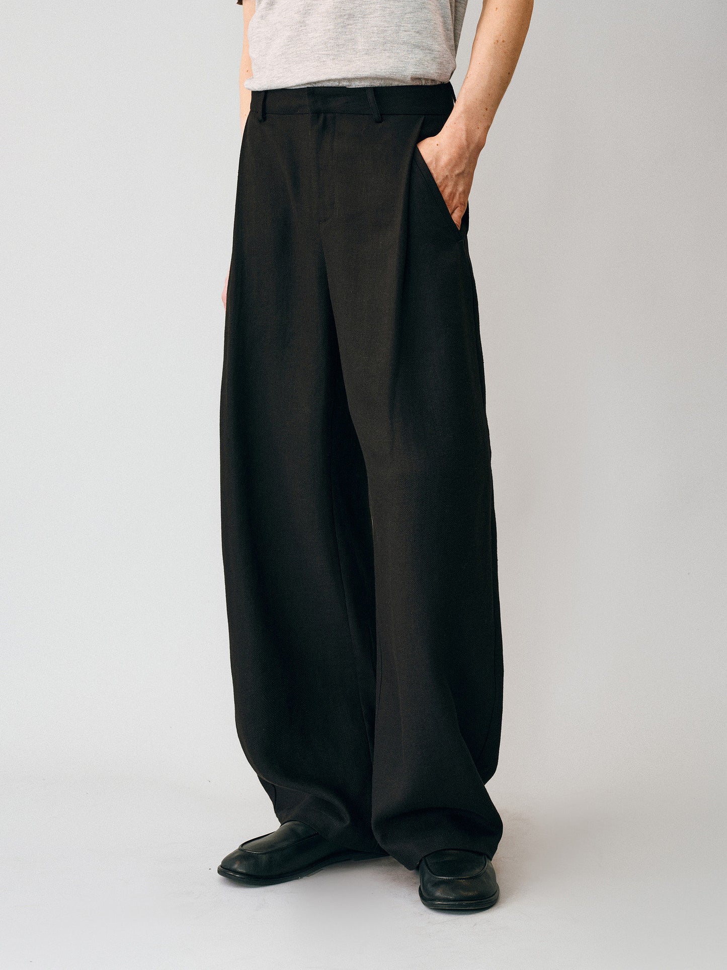 Simitara Side-Pleated Casual Pants