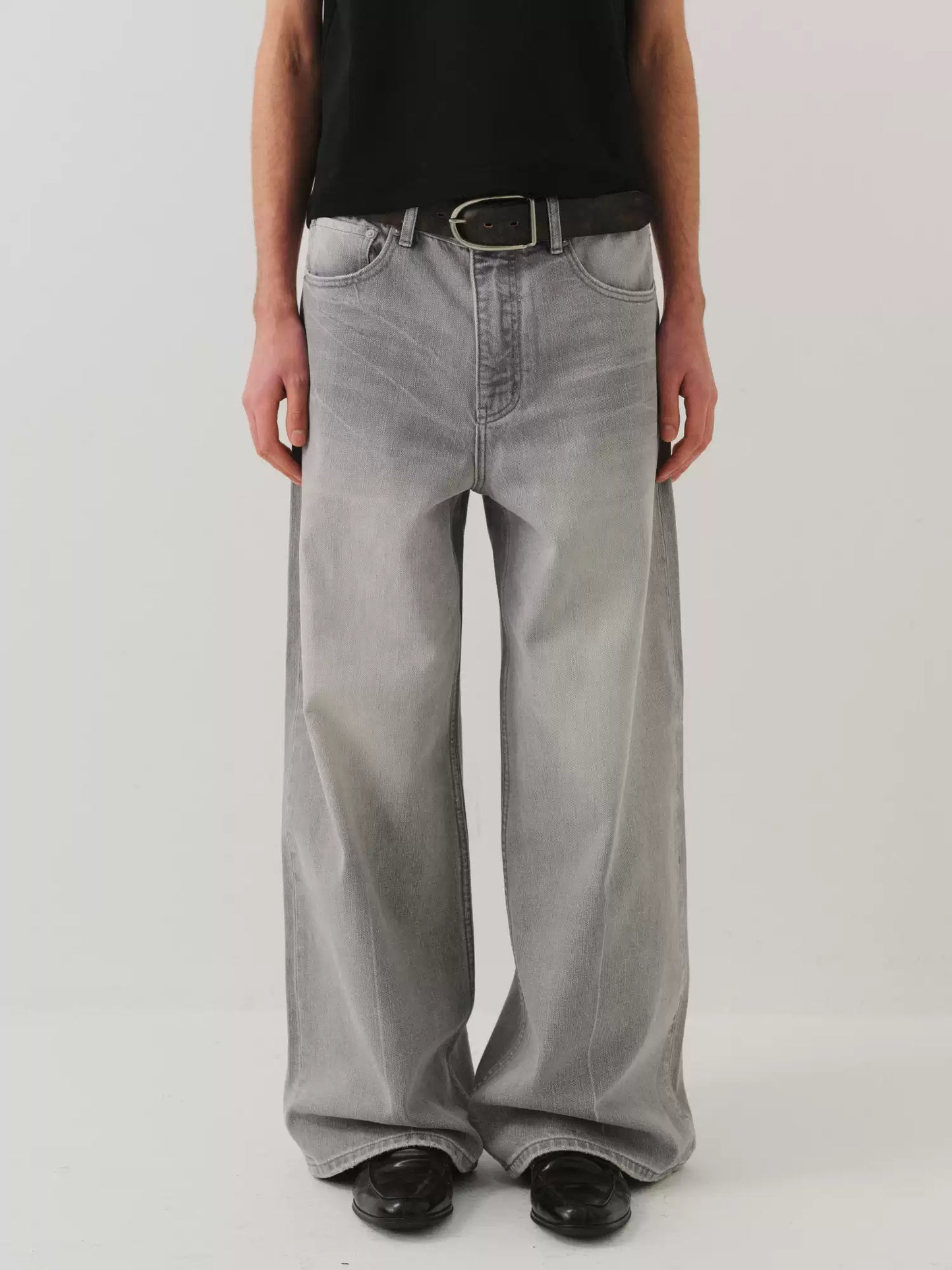 Wash-treated Loose-fit Jeans
