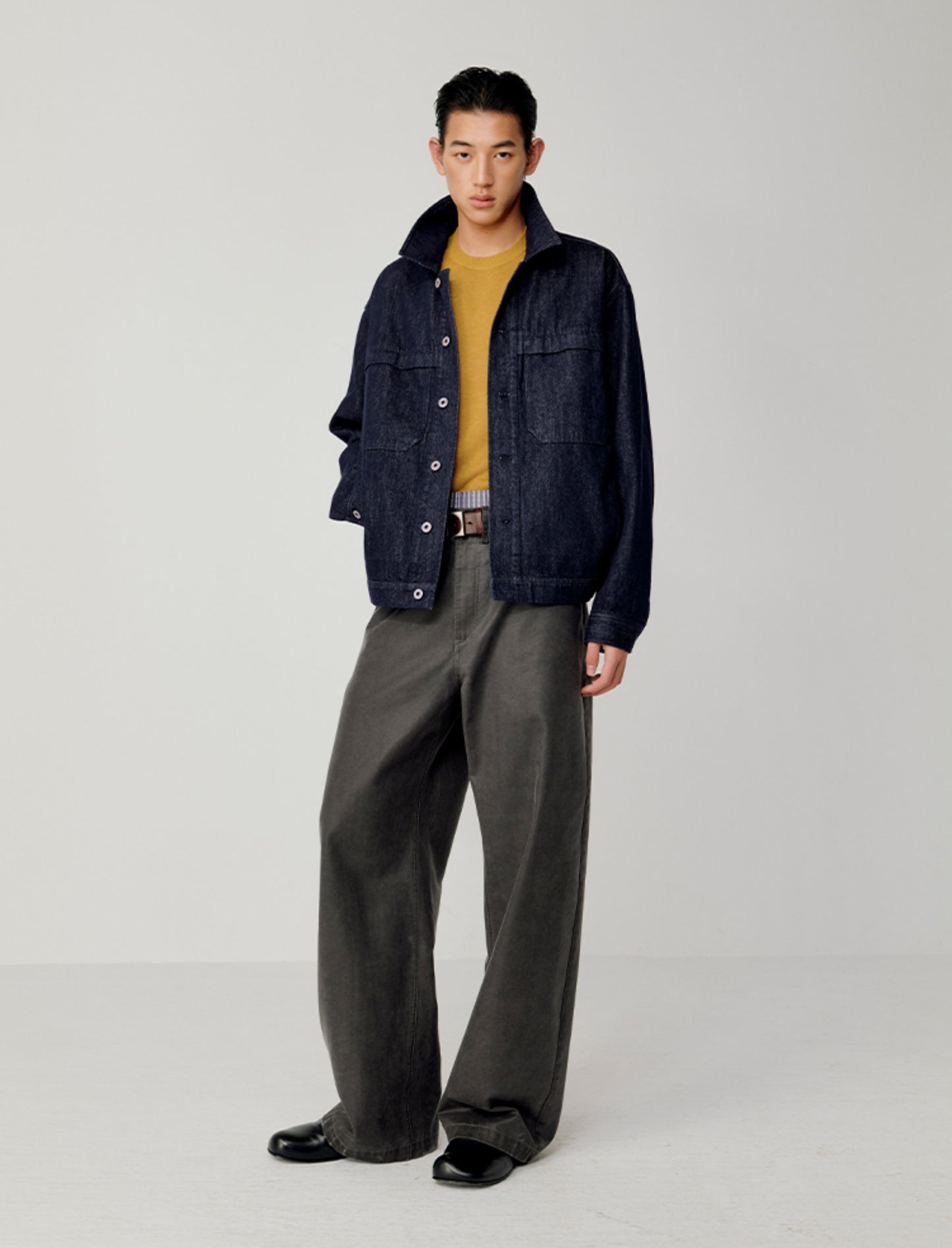 Double patch pocket denim jacket