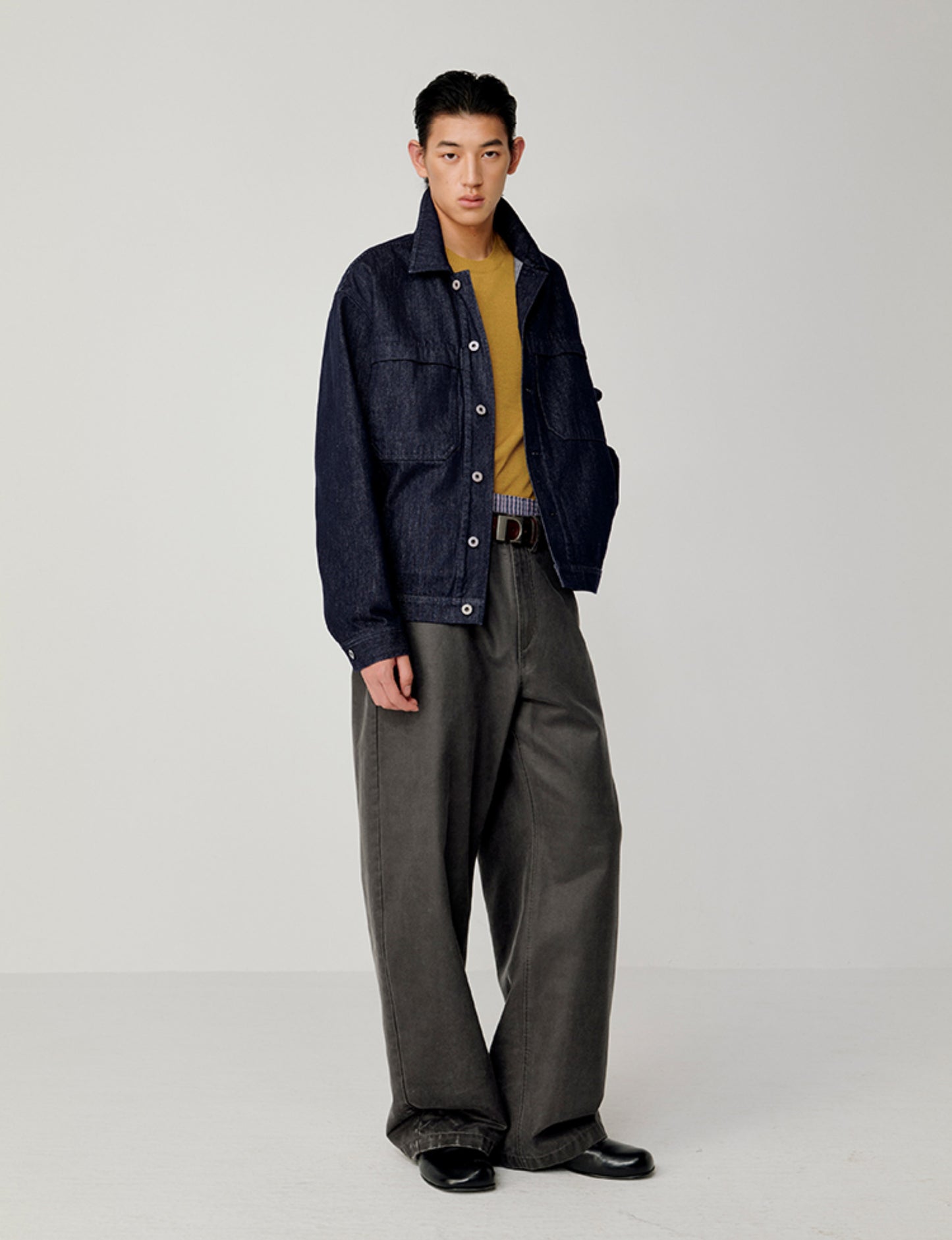 Double patch pocket denim jacket