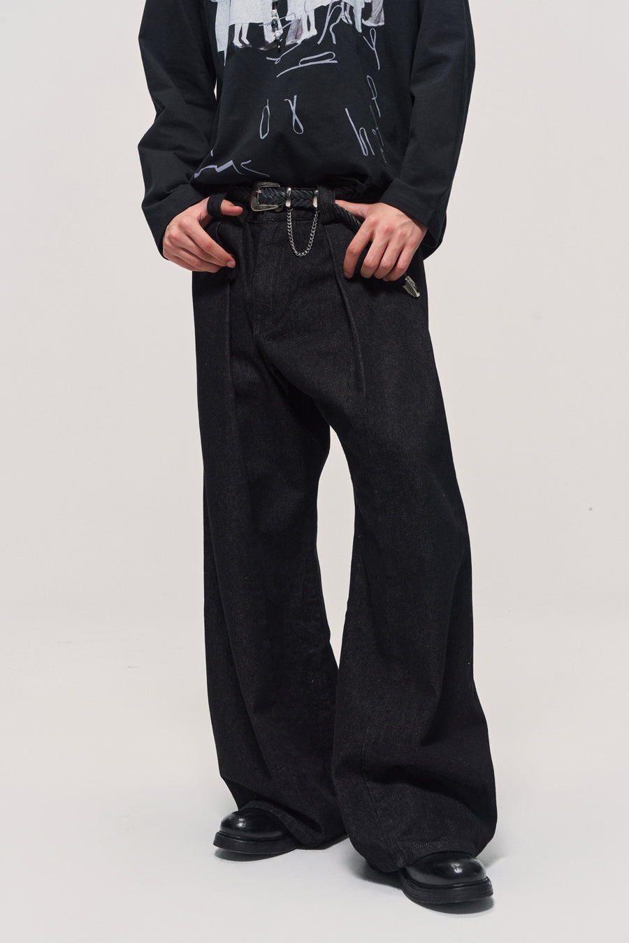 Vintage Double Pleated Jeans