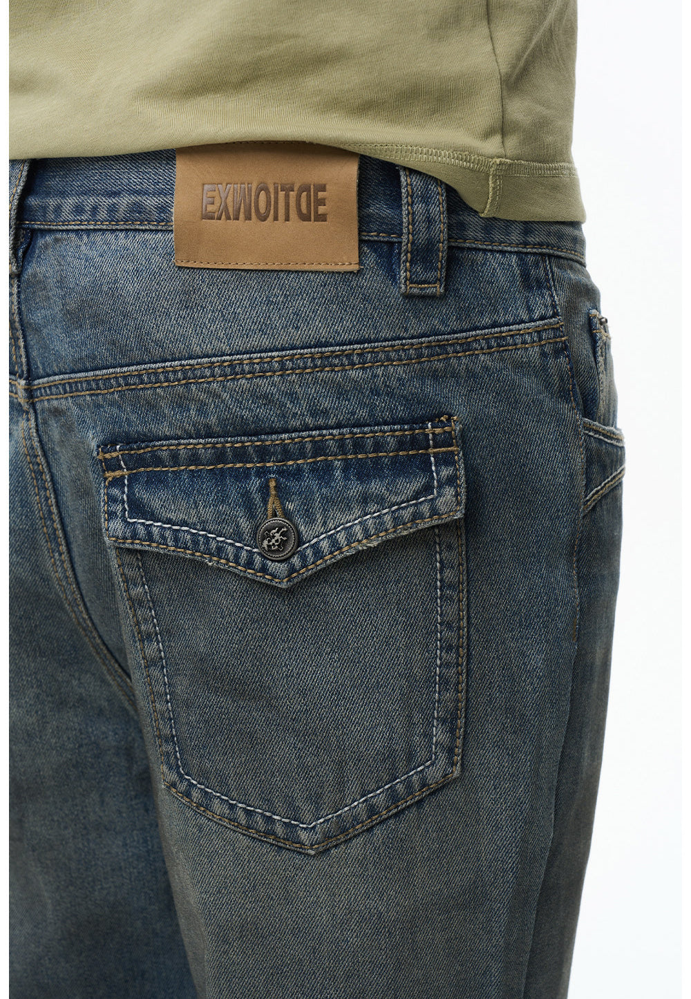 Double Chunky Thread-Washed Dirty Jeans