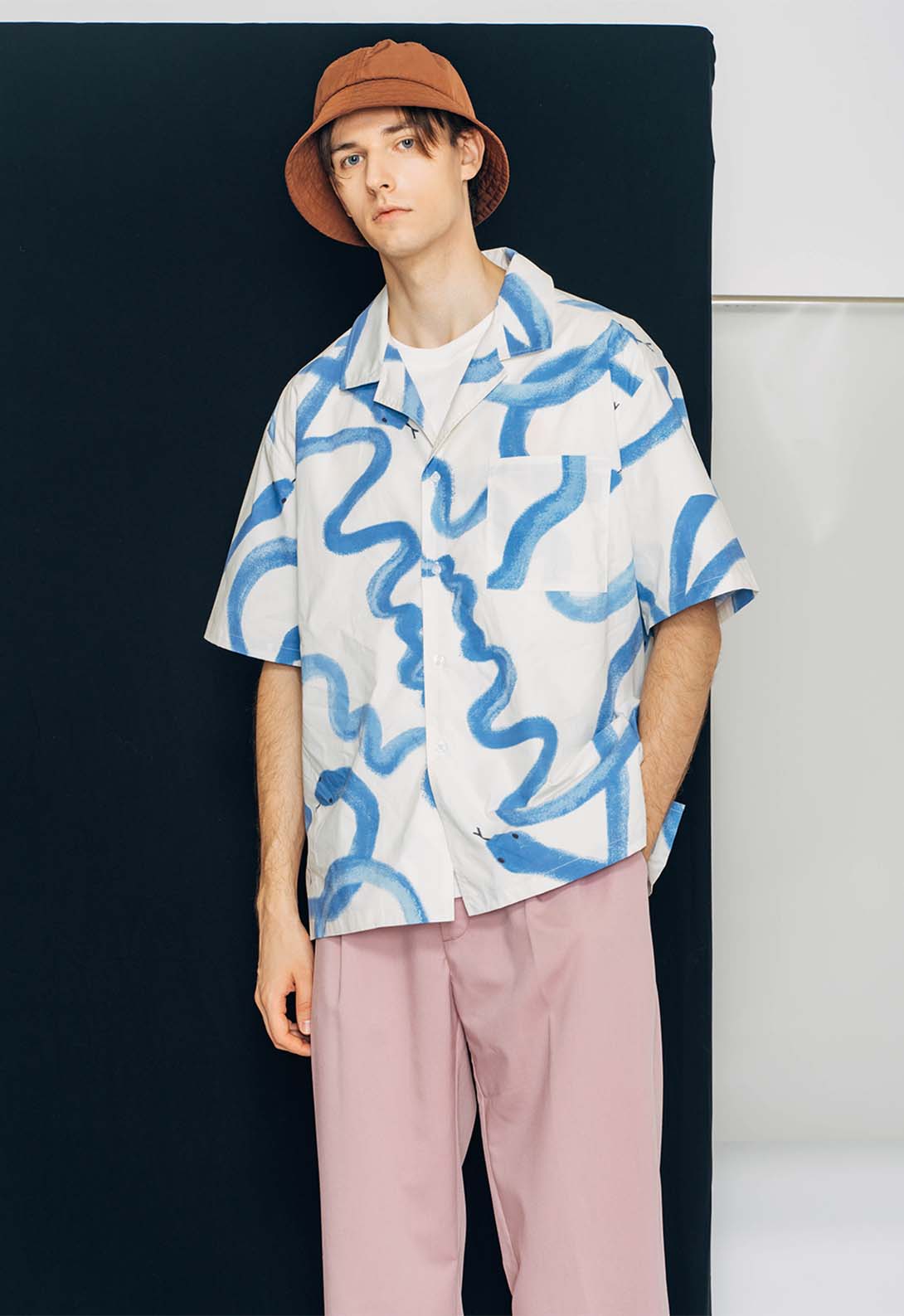 Hand painted watercolor Snake Curve print shirt