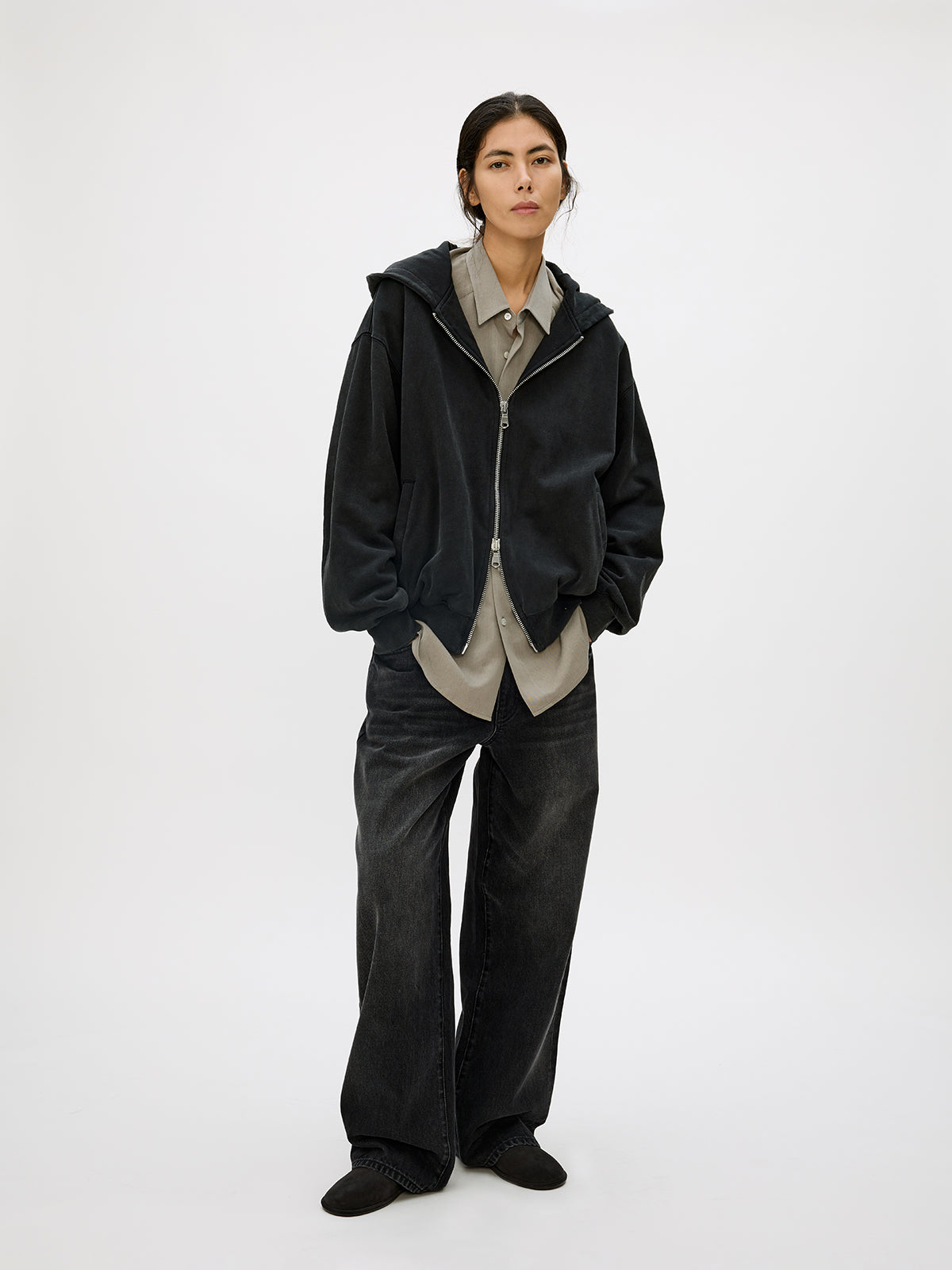 Wash-Damaged Zipper Sweatshirt