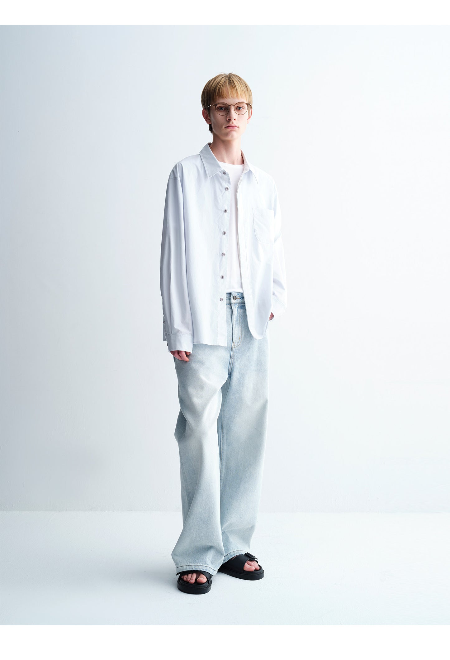 Relaxed Cotton Textured Jeans