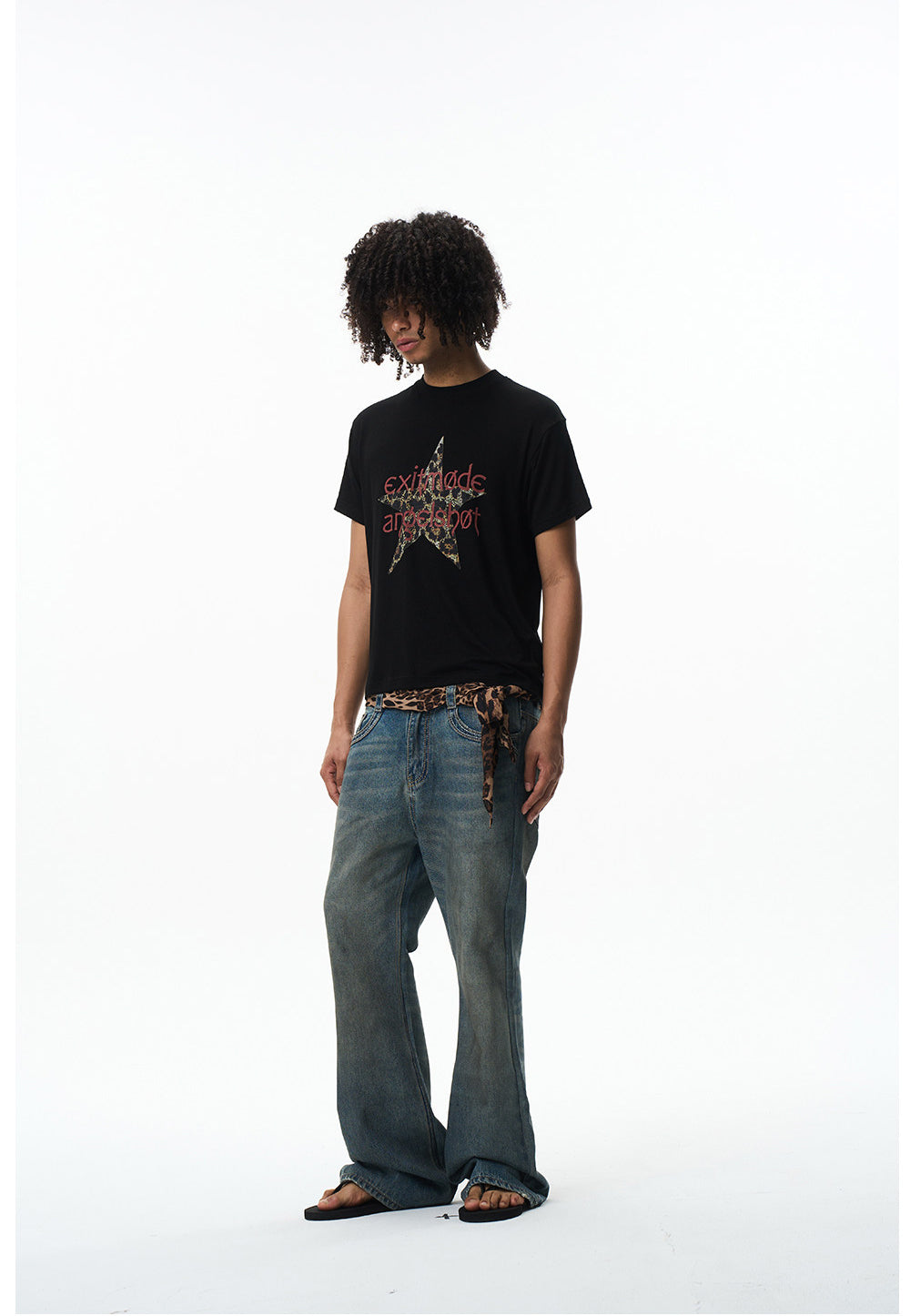 Unisex Five-Pointed Star and Text Print T-Shirt