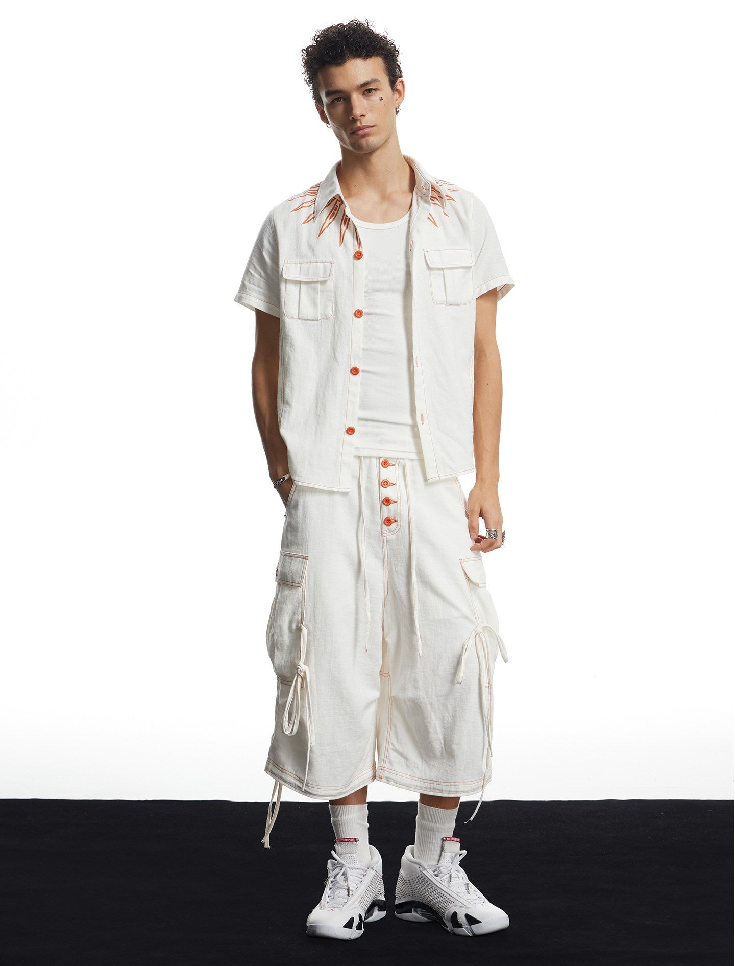Contrast-Color Breathable Shirt