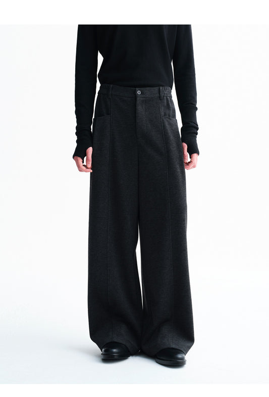 Side-seam pockets  Wide-leg pants