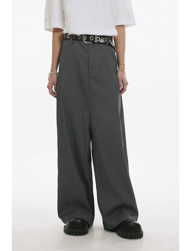 Low-end style silhouette drape pants