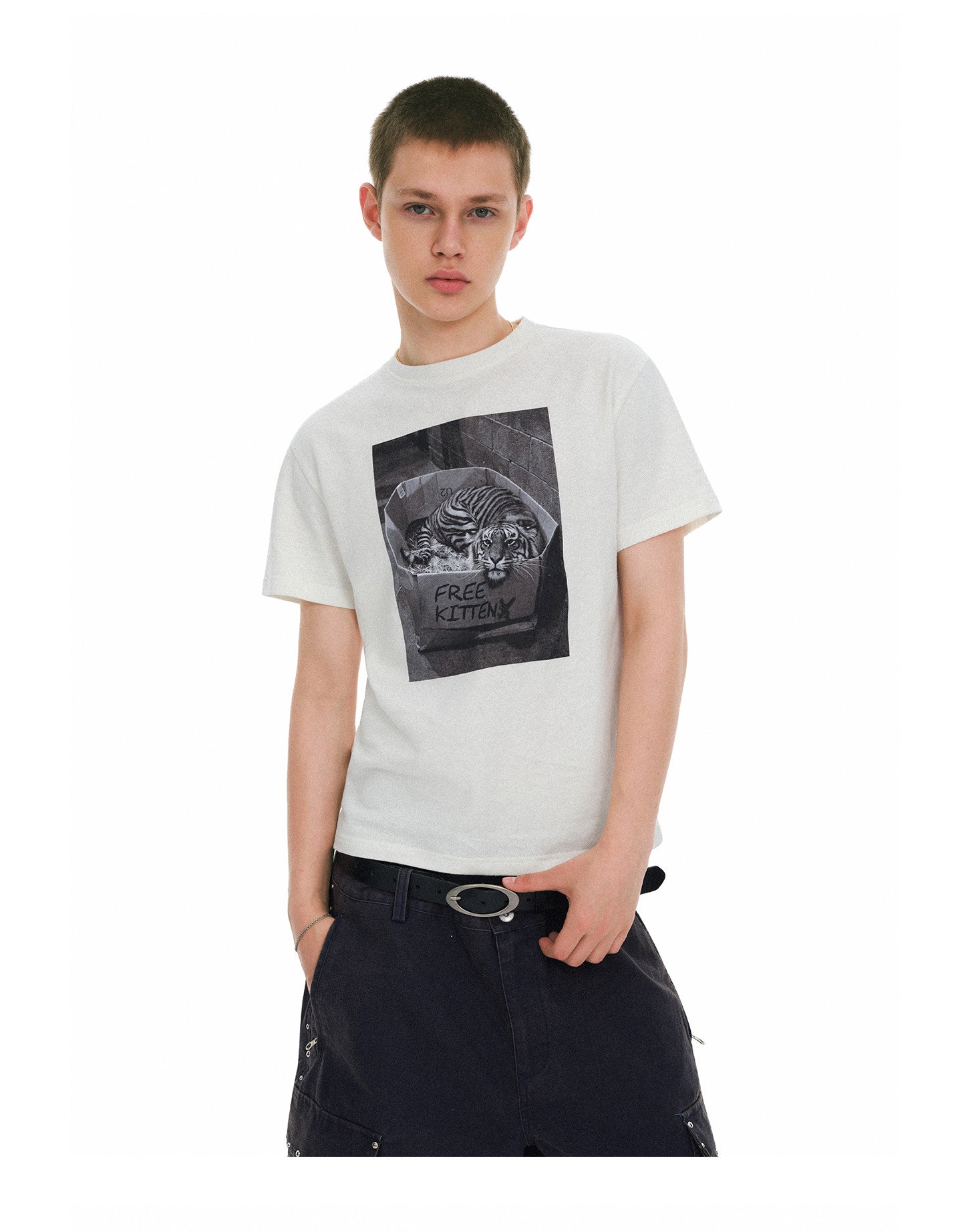 Slim-Fit Fan Print T-Shirt