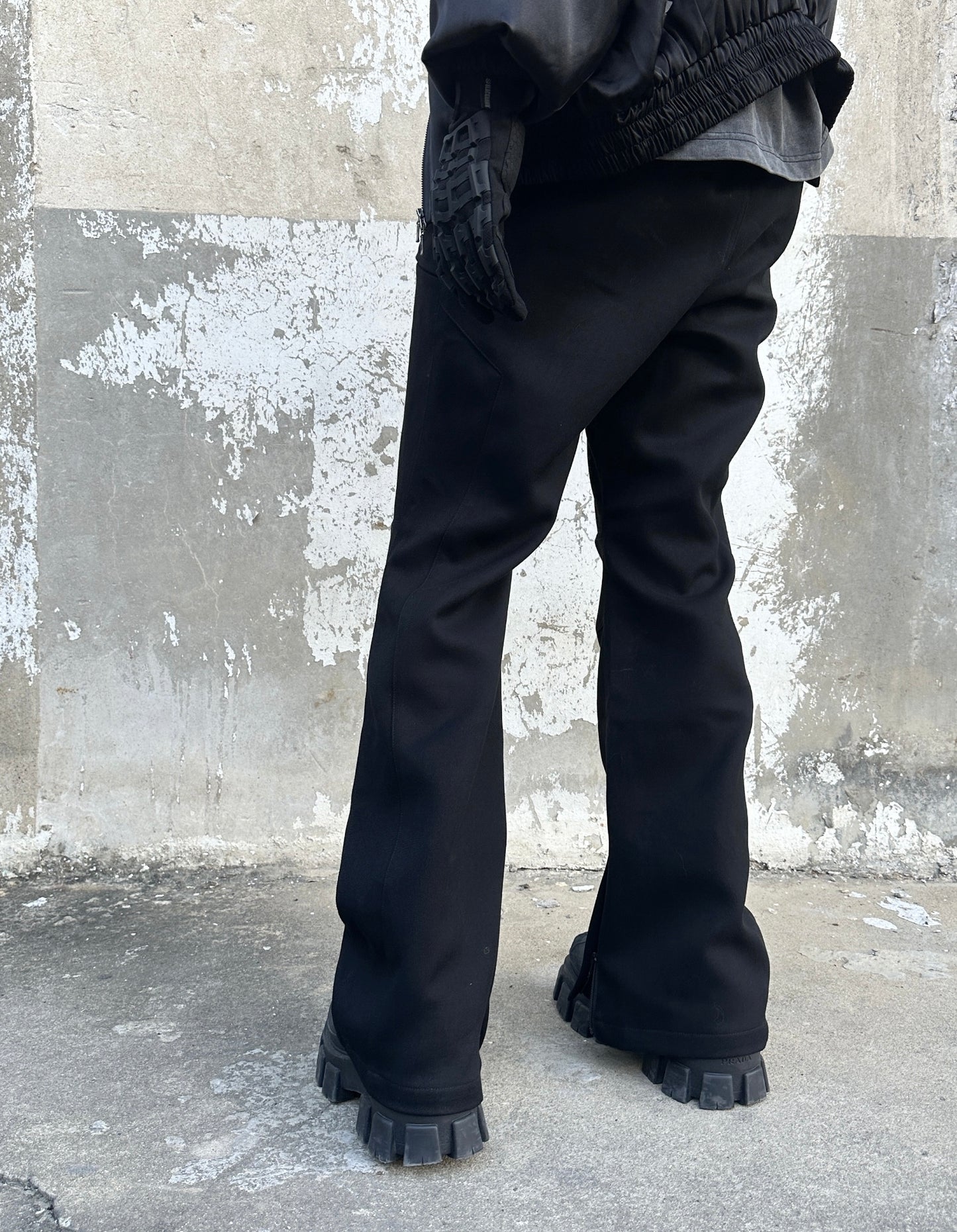 Heavyweight pleated casual pants