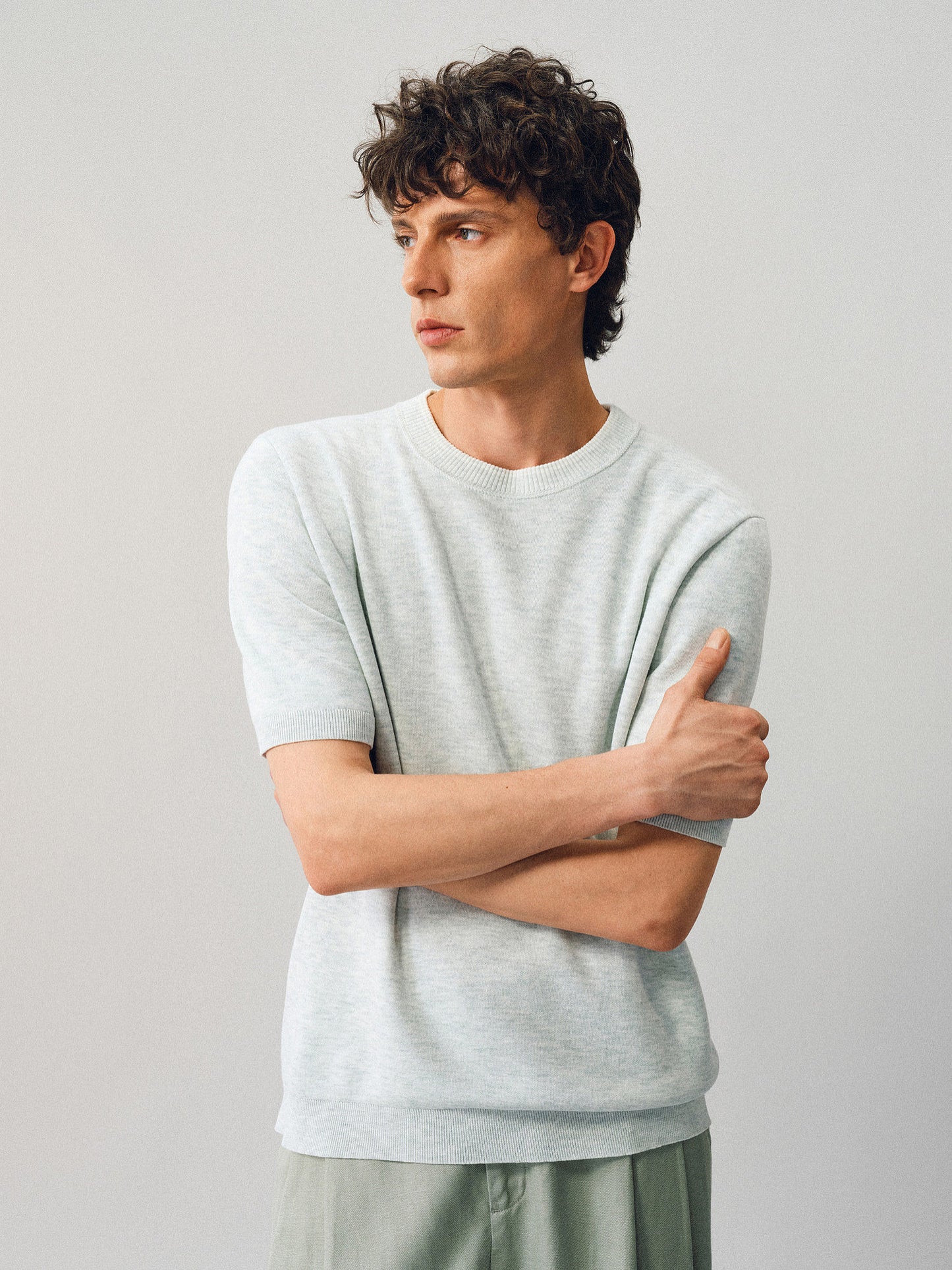 Knit shirt with contrasting trim
