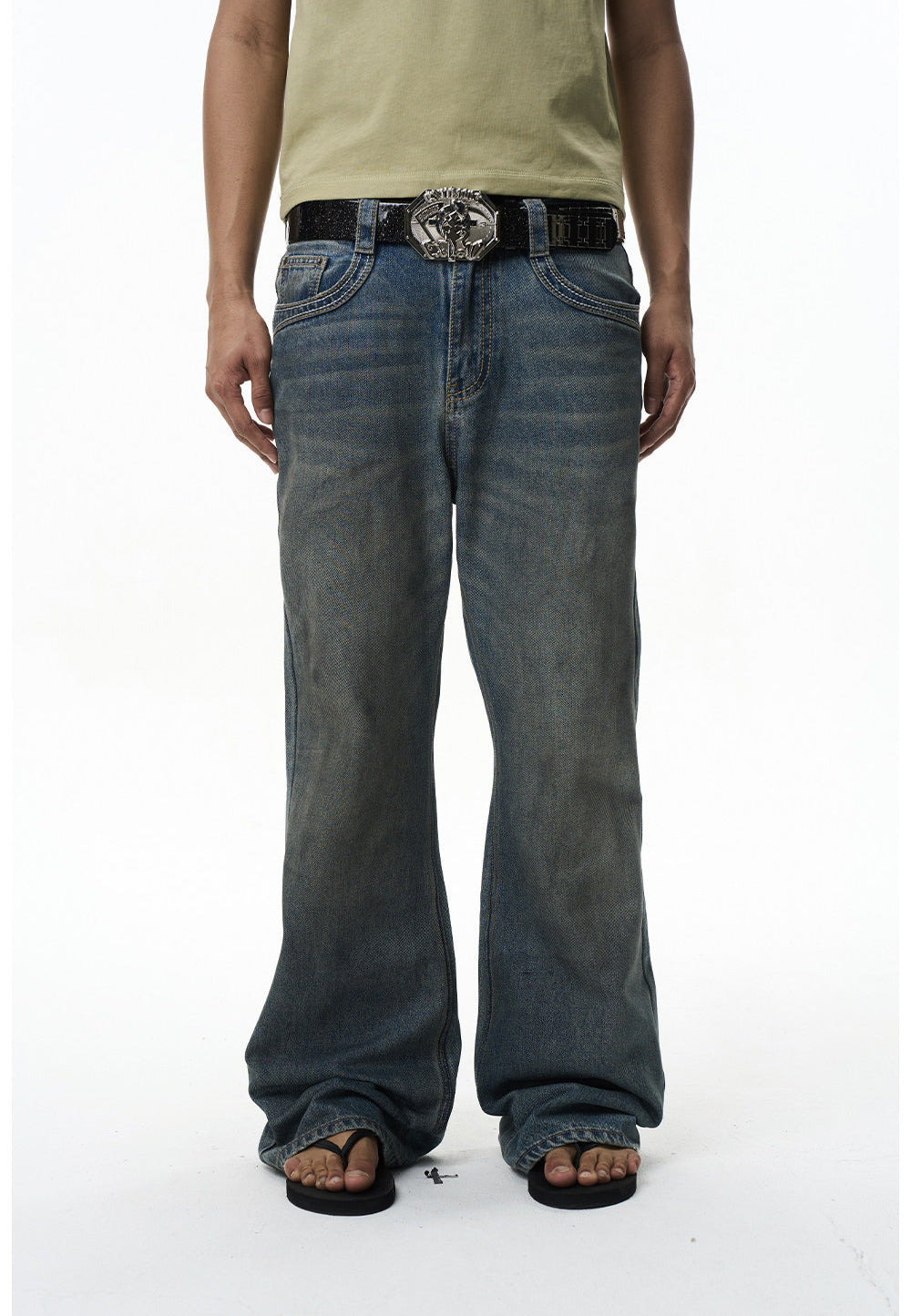 Double Chunky Thread-Washed Dirty Jeans