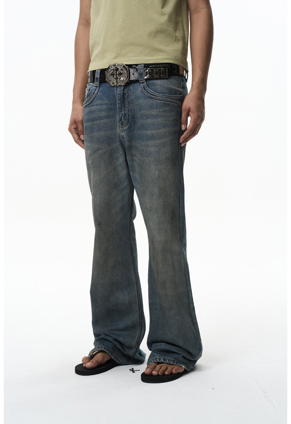 Double Chunky Thread-Washed Dirty Jeans