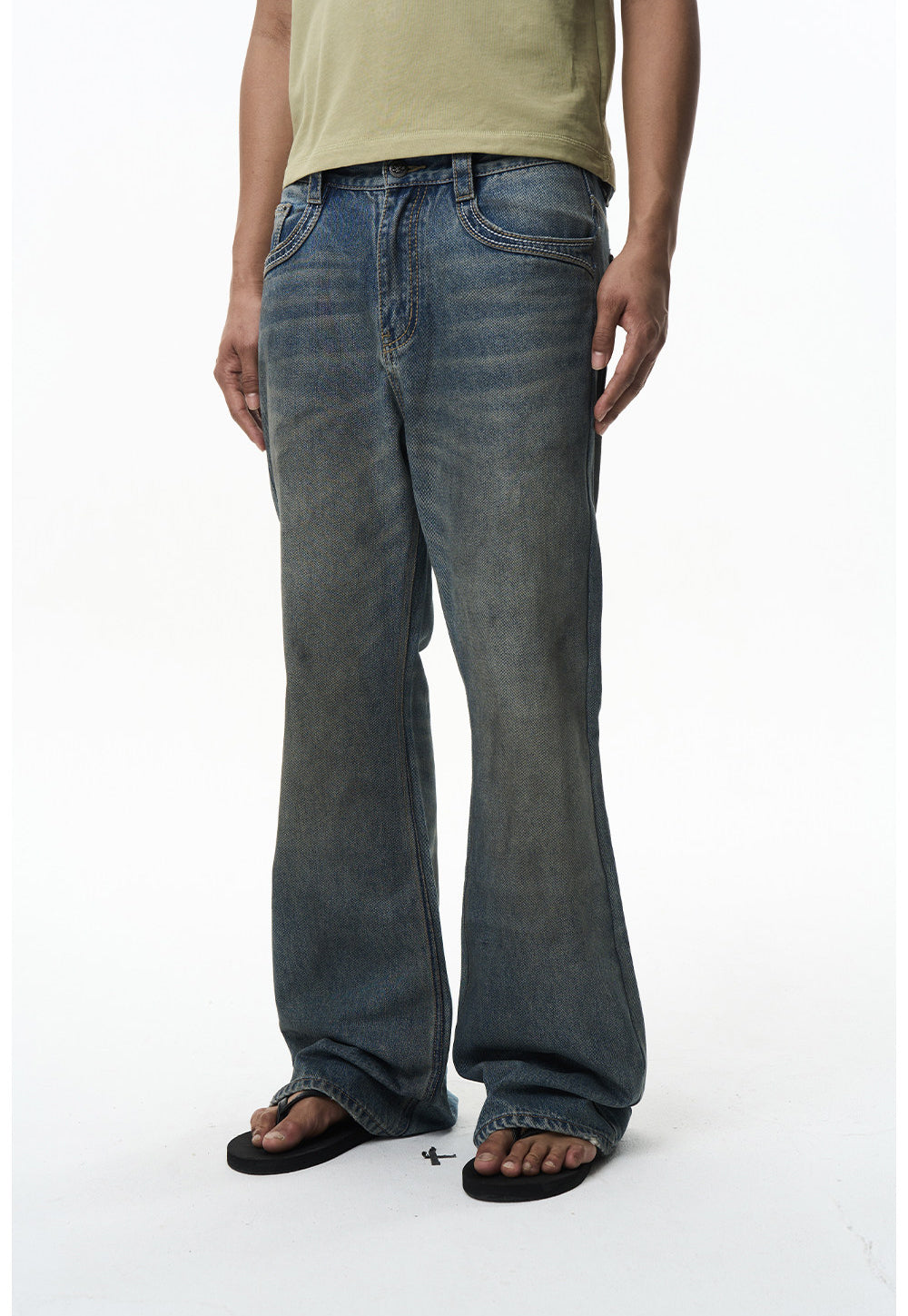 Double Chunky Thread-Washed Dirty Jeans