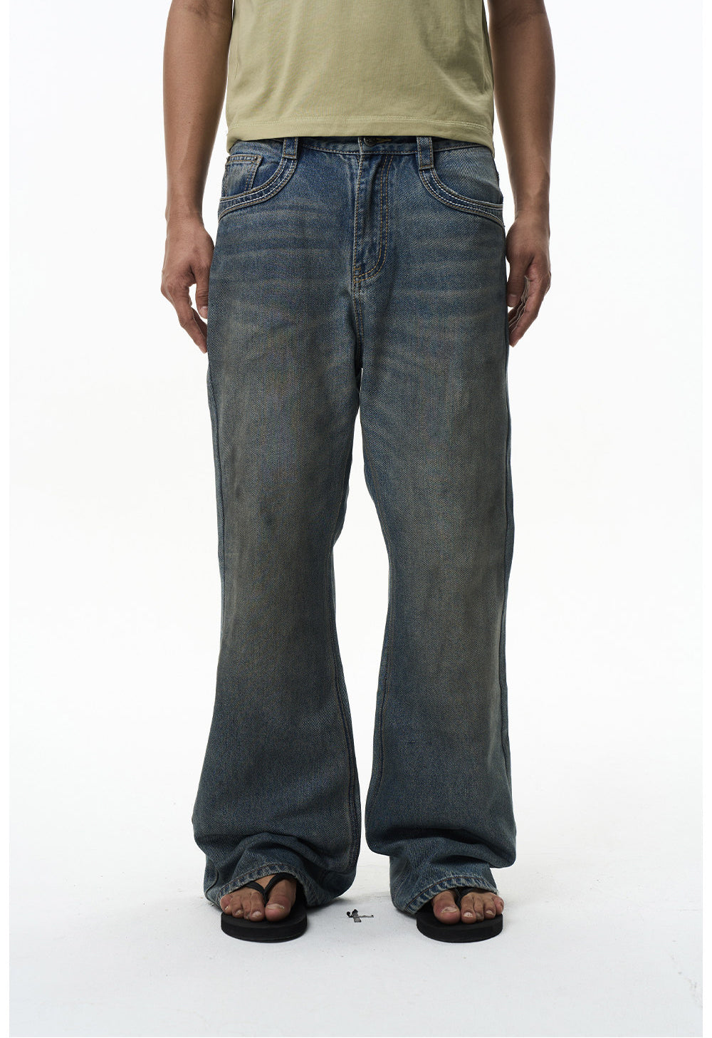 Double Chunky Thread-Washed Dirty Jeans