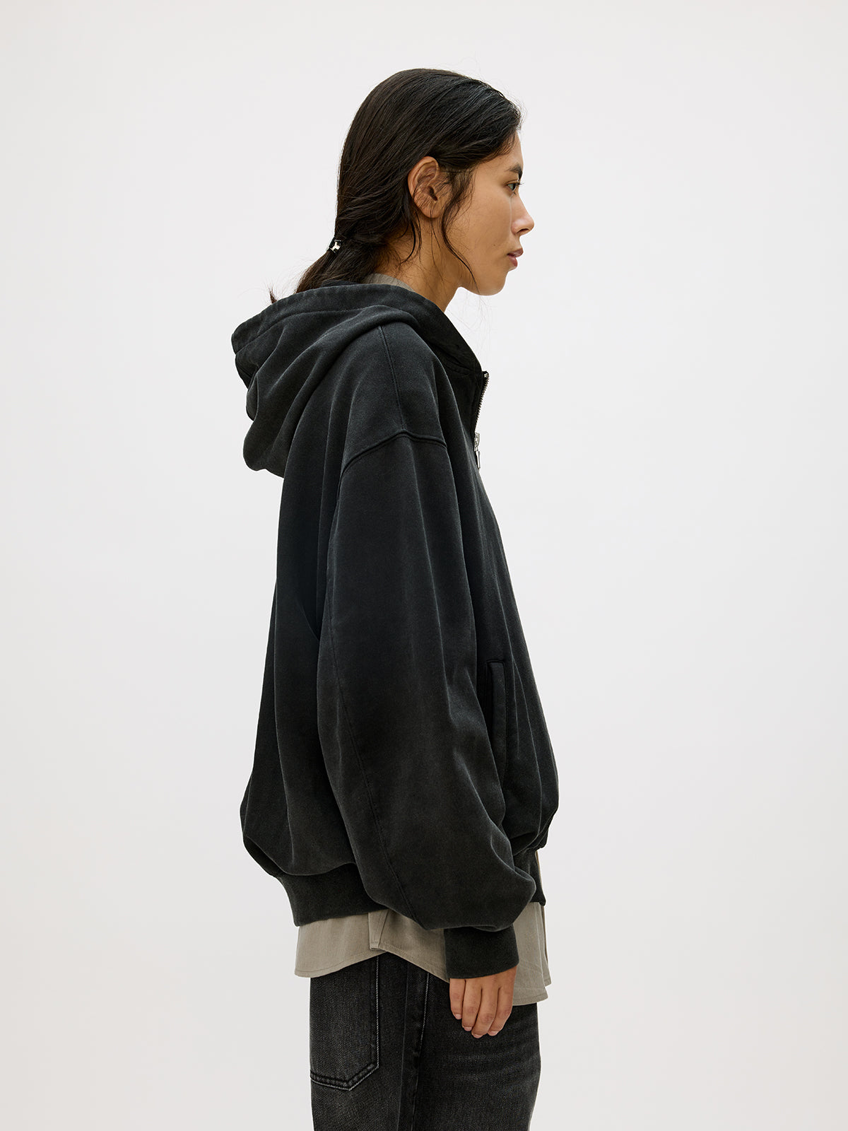 Wash-Damaged Zipper Sweatshirt