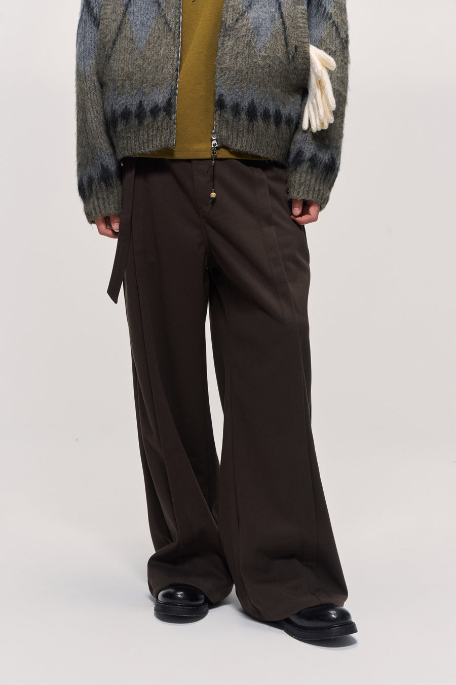 Center seam casual pants