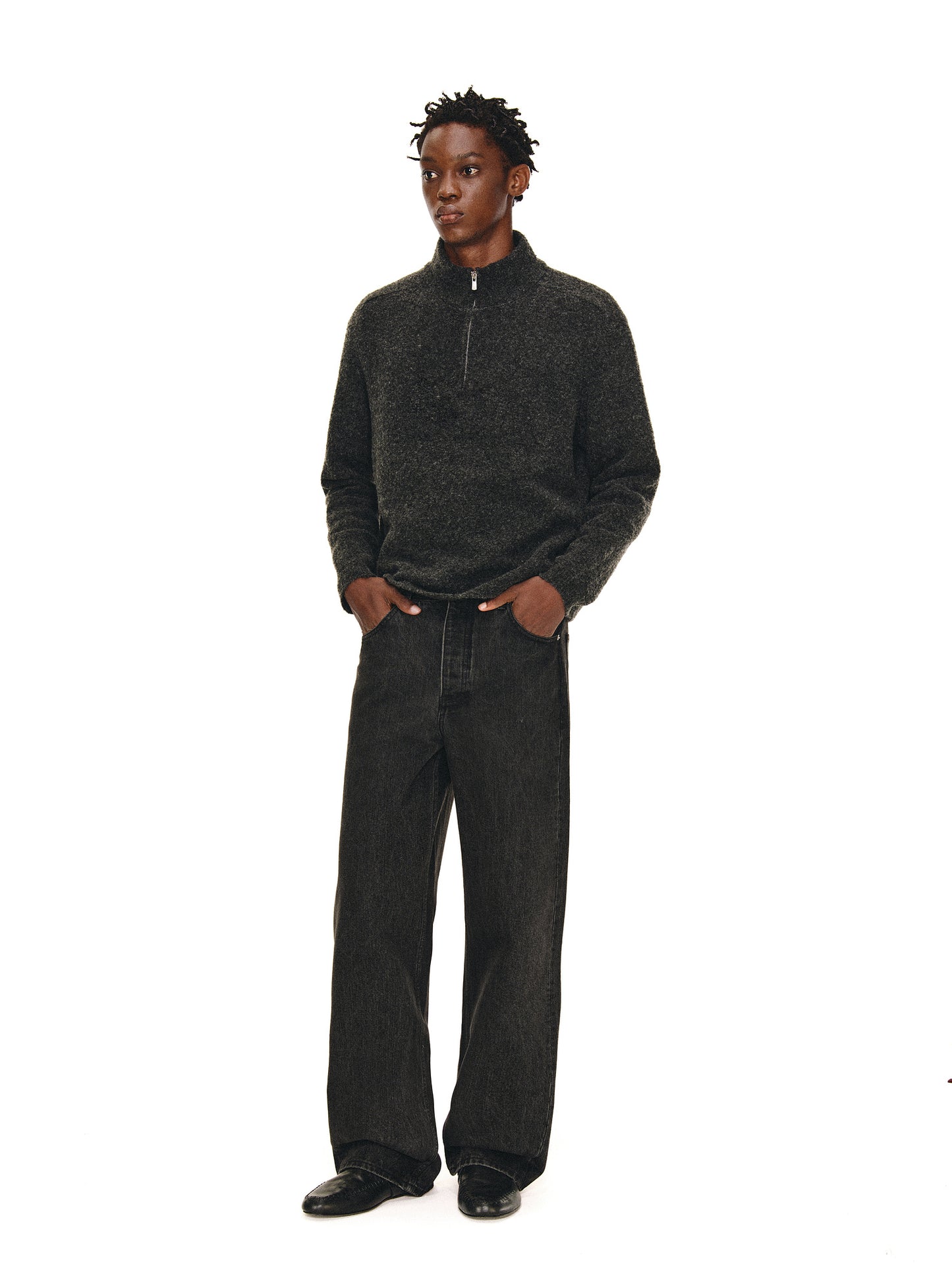 Half-Turtleneck Zip-Up Knit