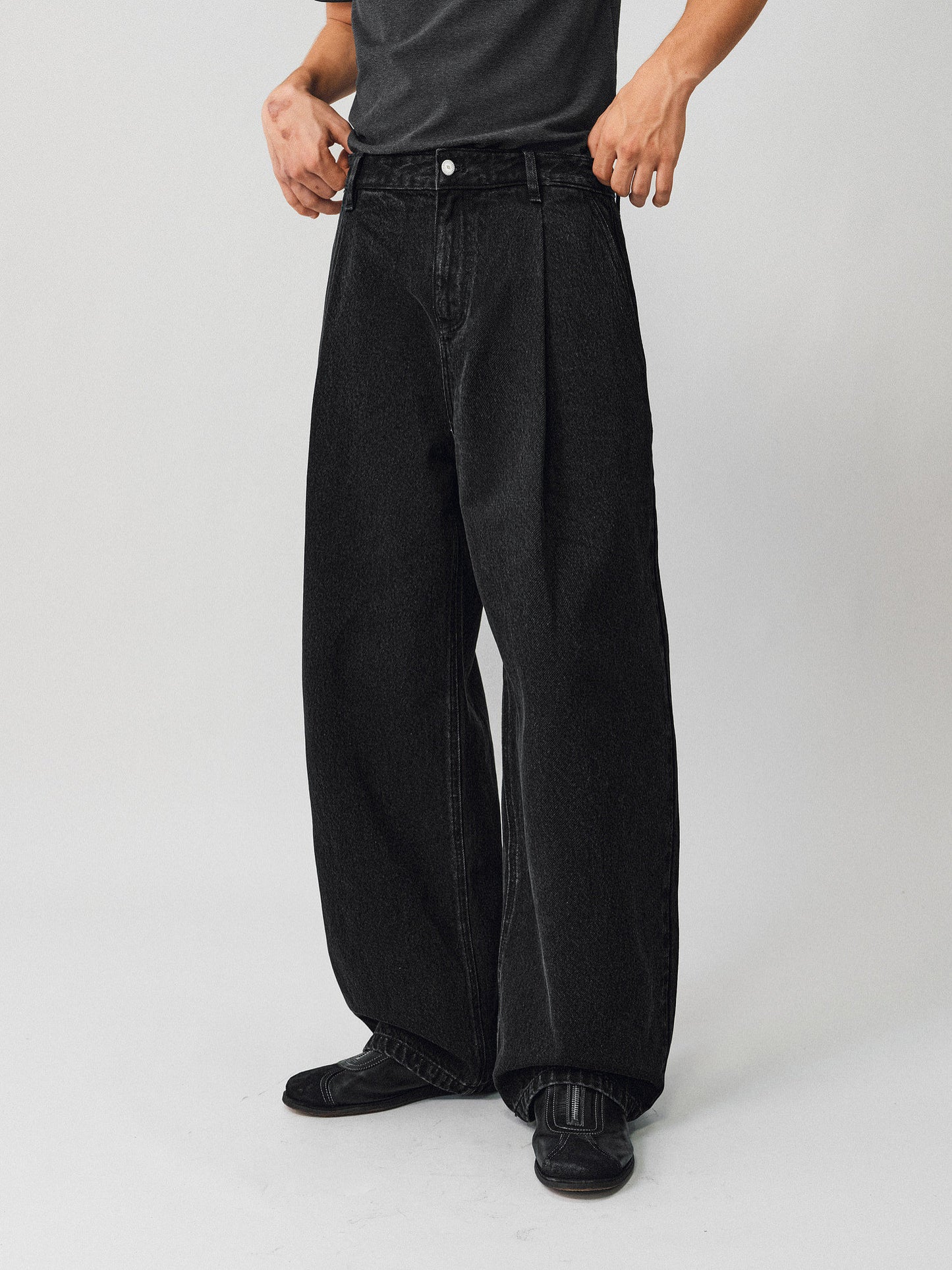 Retro Snowflake Wash Black Denim Pants