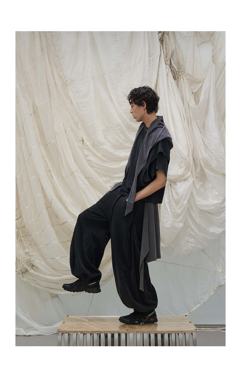 Removable T-shirt and sweatpants