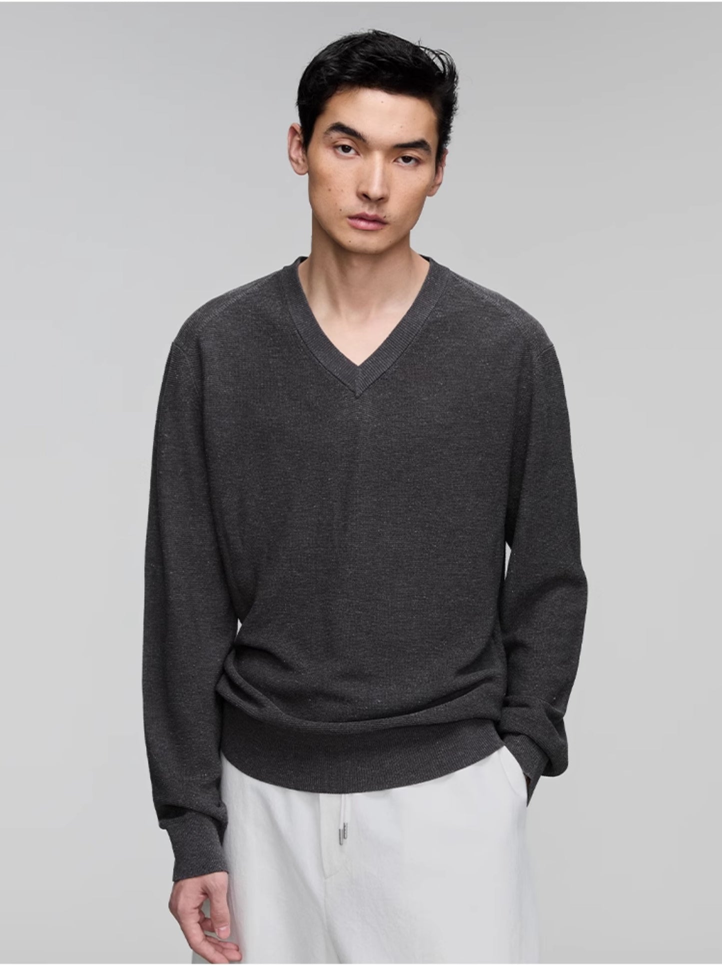 V-neck loose casual knit