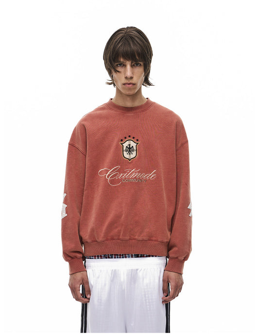 Unisex Sweatshirt with Embroidery and a Washed Finish