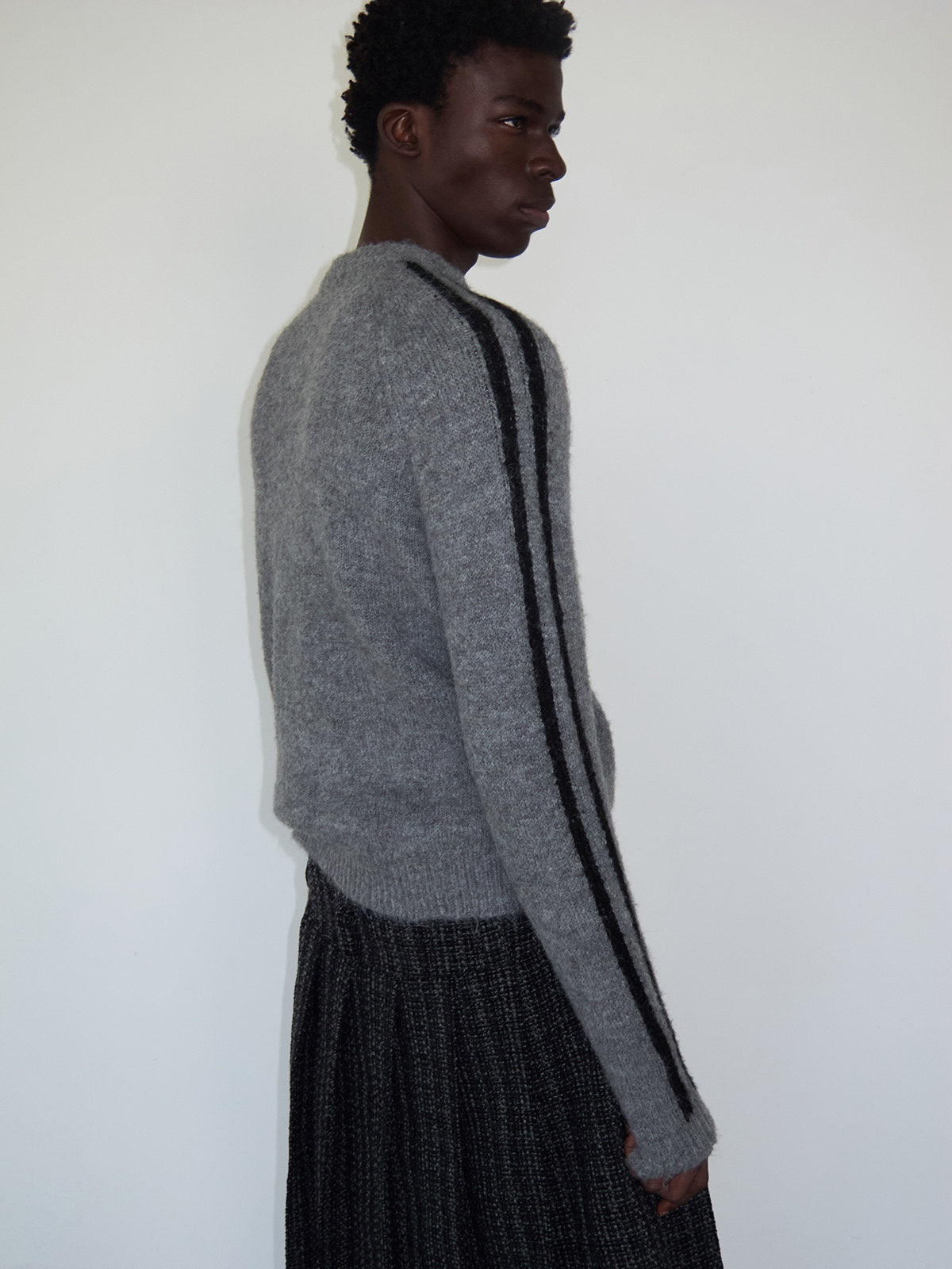 Striped Crew-Neck Zipper Cardigan