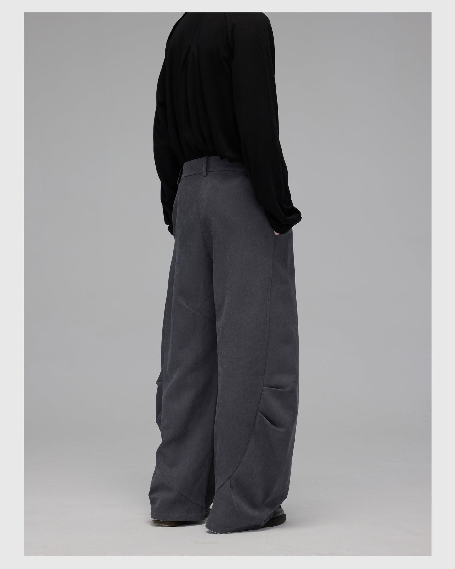 Scimitar Pleated Wide Leg Pants