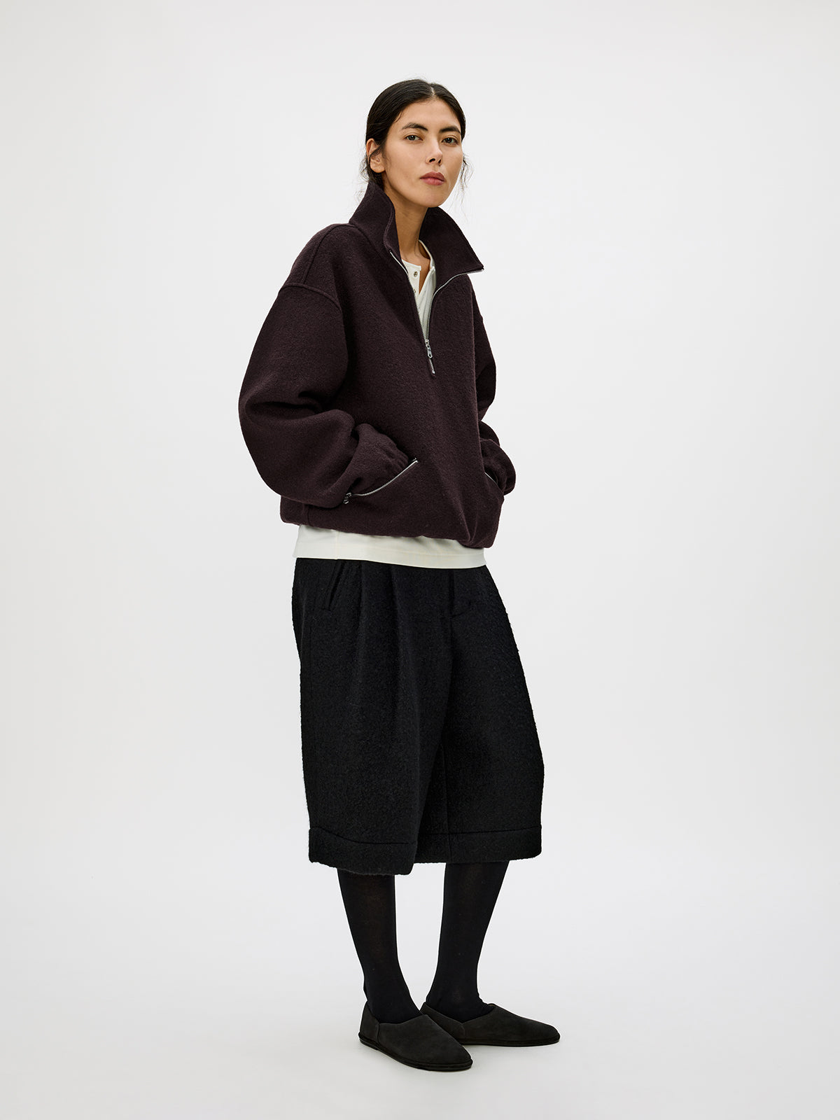 Half-Open Sweatshirt