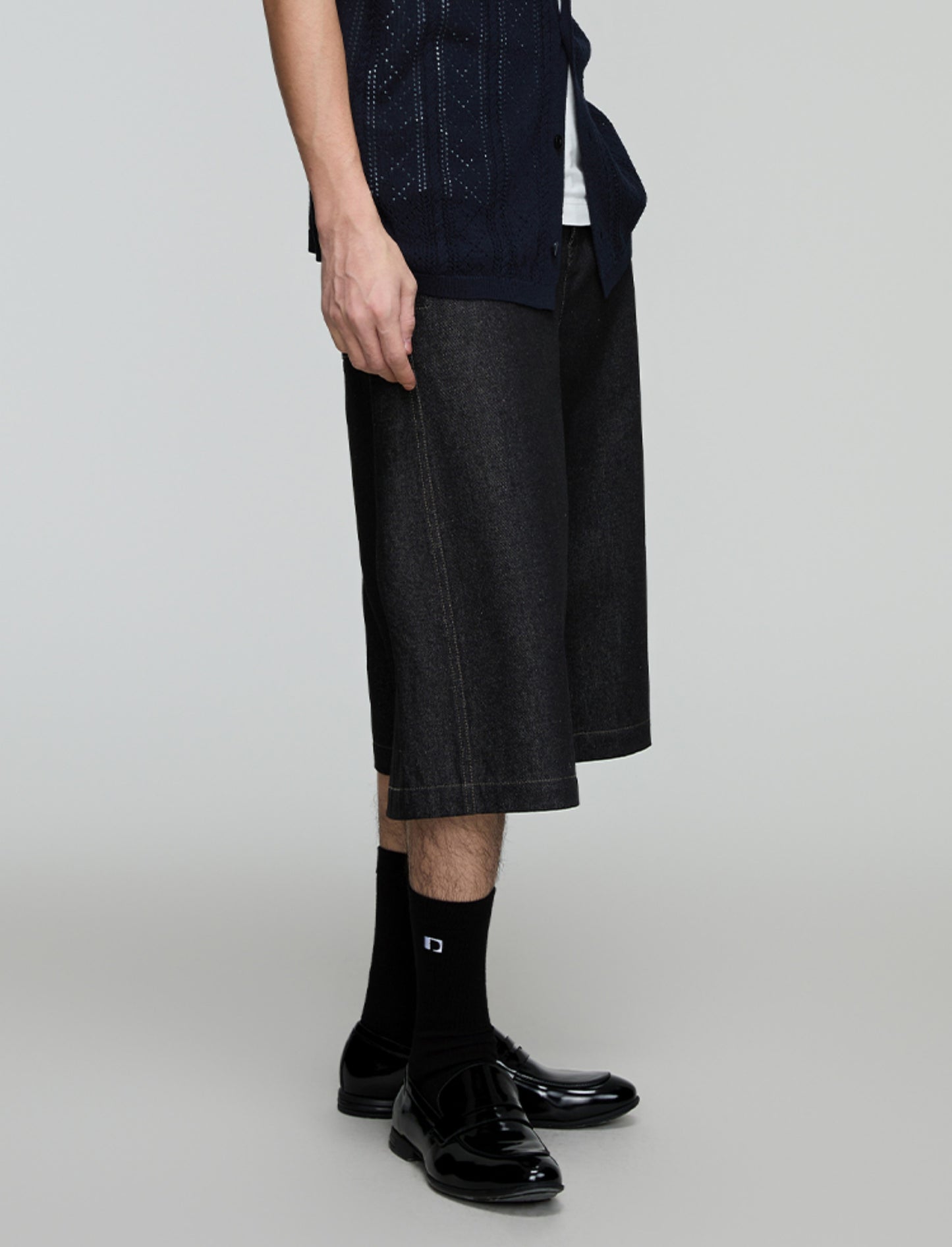 A-line loose denim shorts