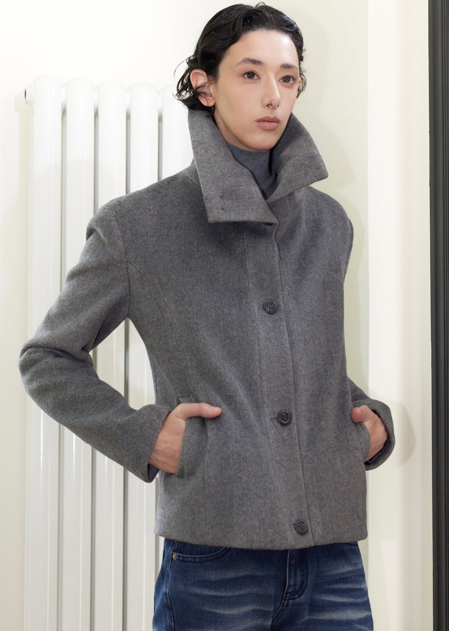 Simple stand collar retro wool coat