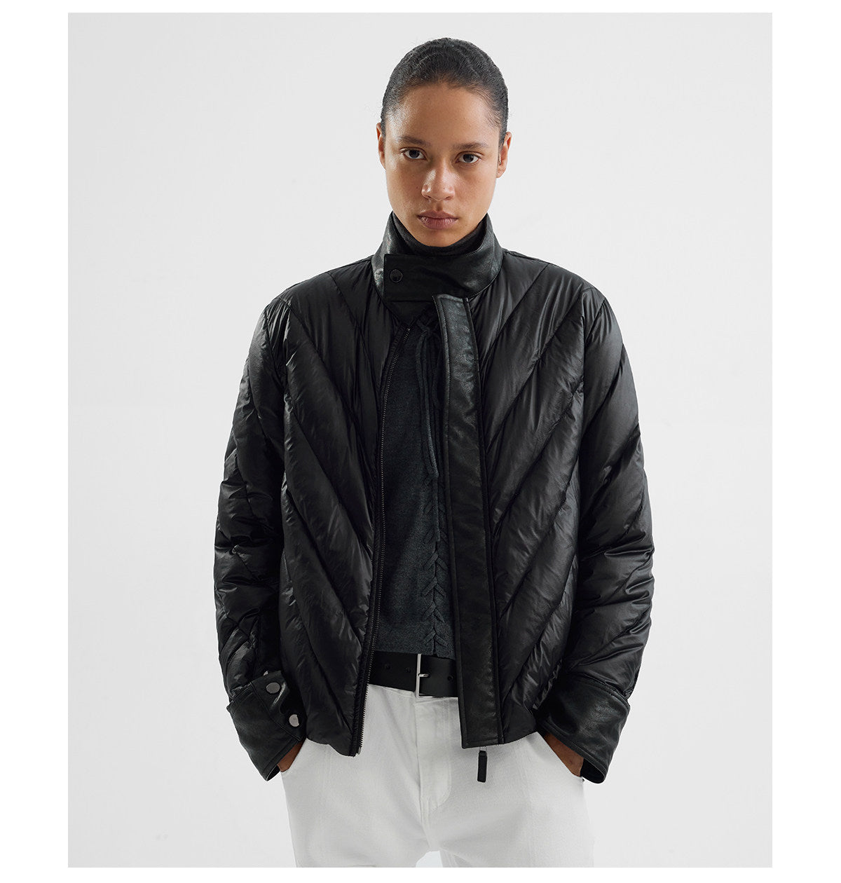 Stitched Radius-Pattern Quilted Down Jacket