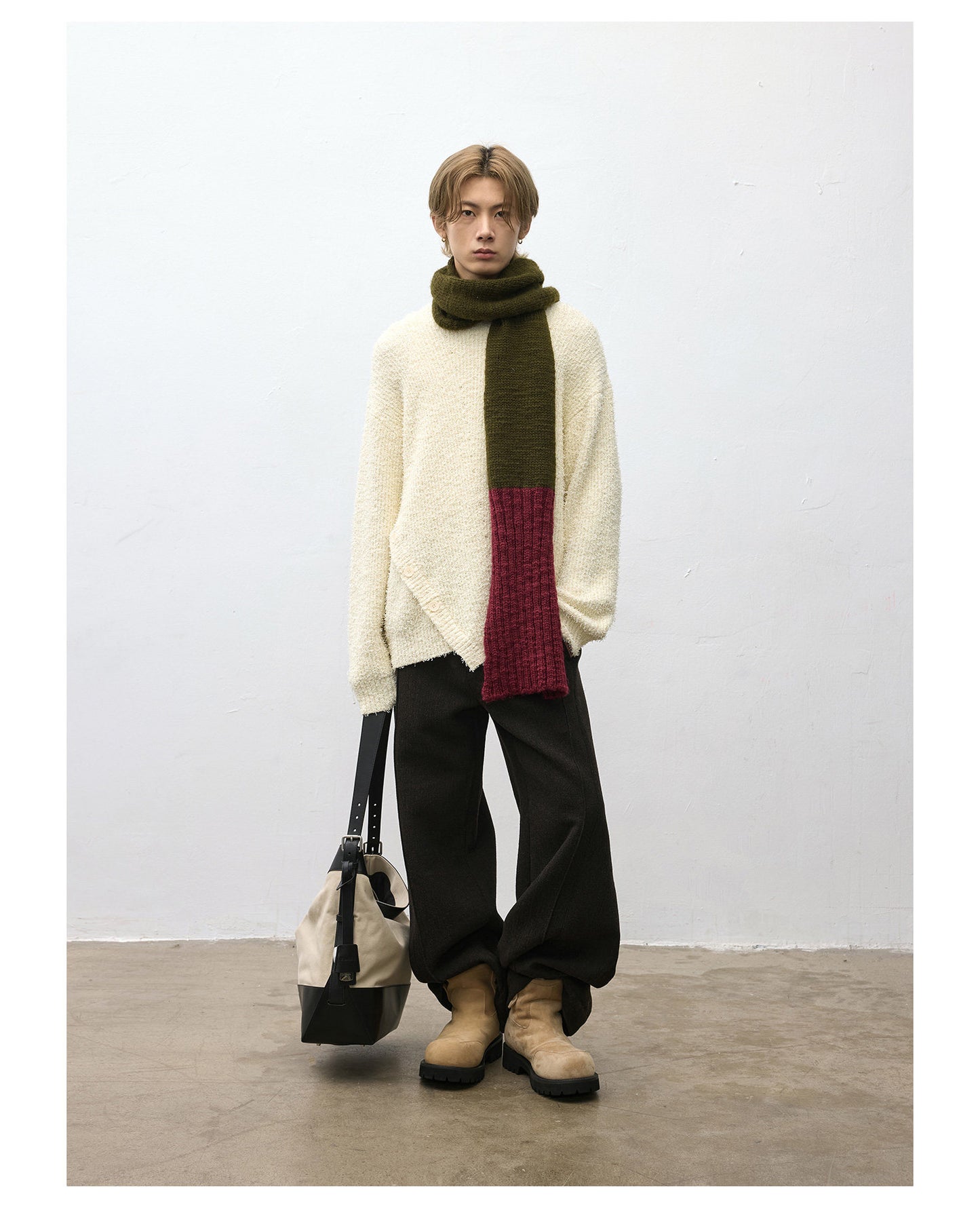 Pleated Wool Casual Pants