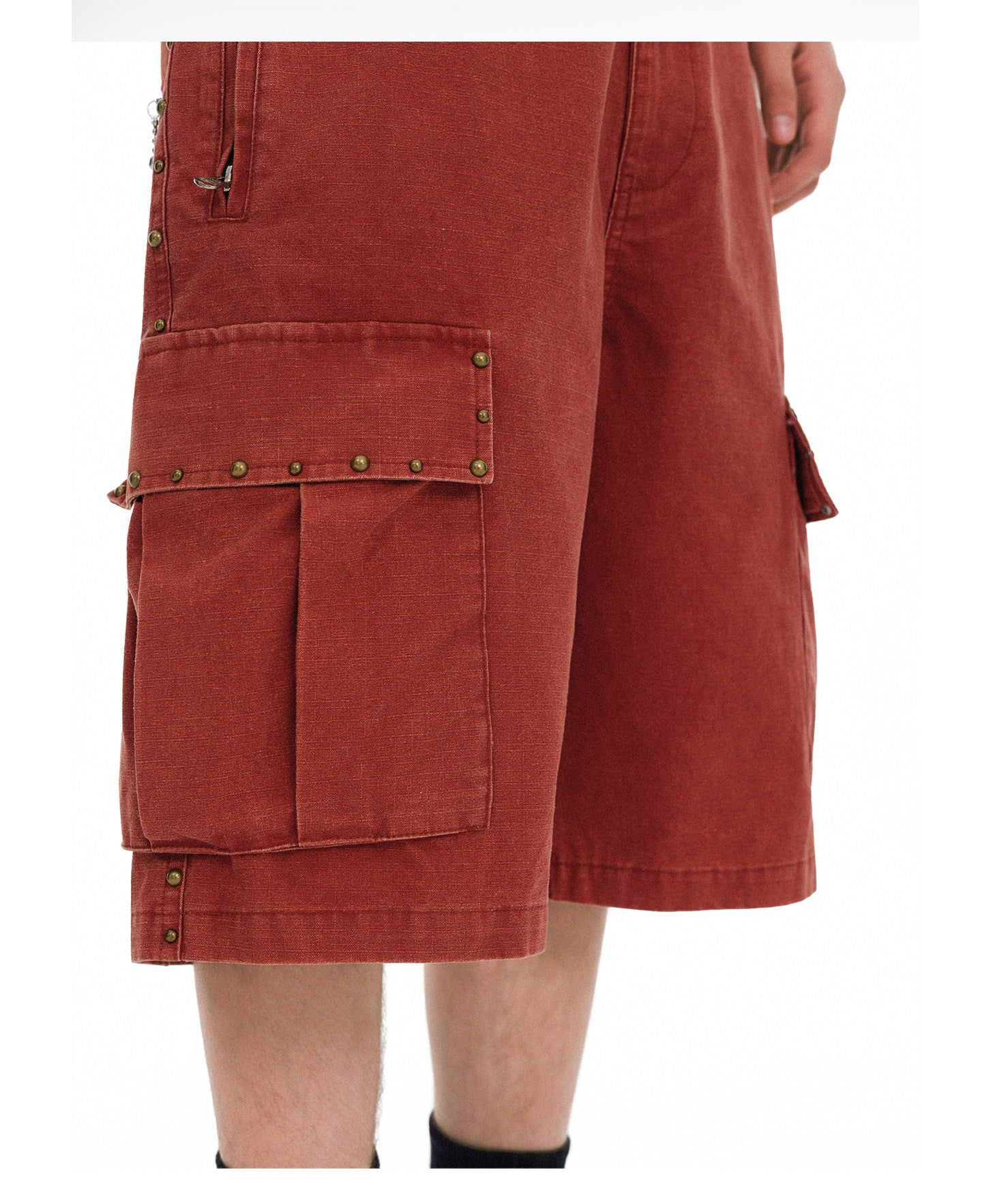 Multi-Pocket Loose Shorts