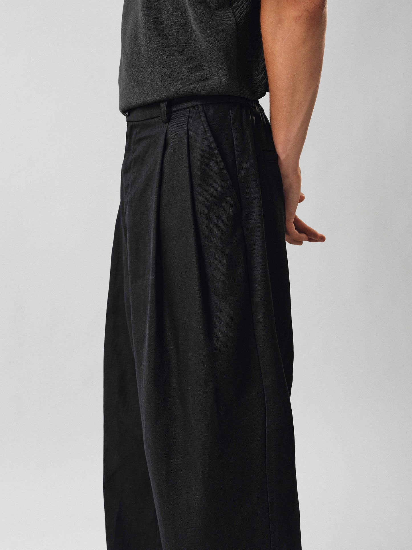 Linen Double-Pleated Casual Pants