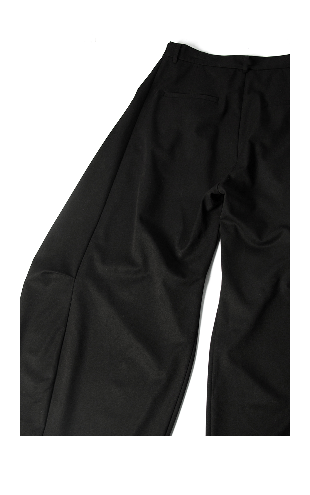 Loose-fitting scimitar silhouette Casual pants