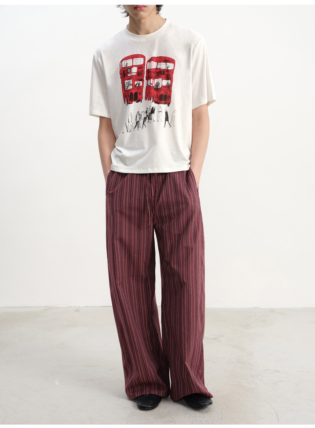 軽量で通気性の良いプリントTシャツ