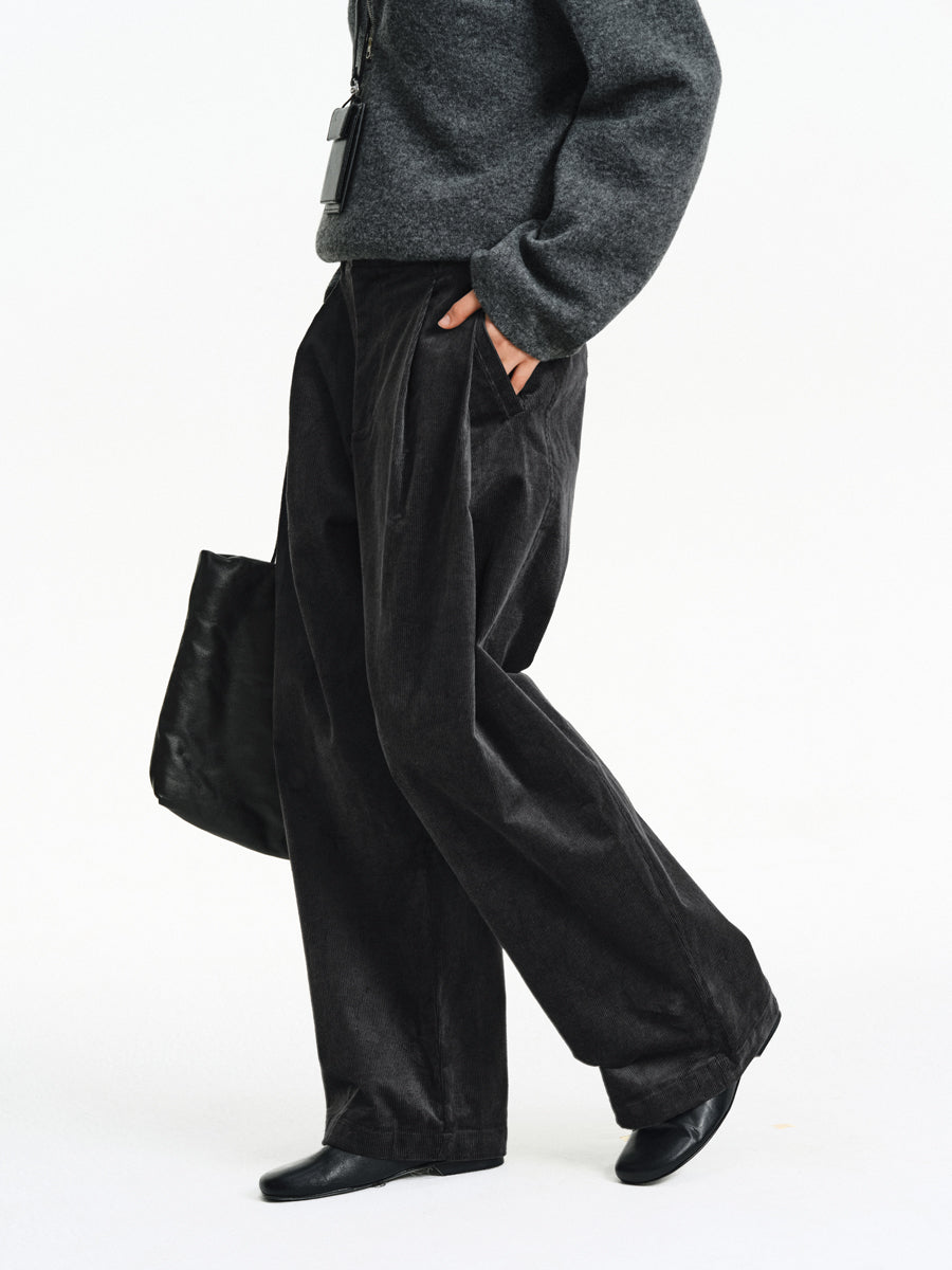 Double-Pleated Casual Pants