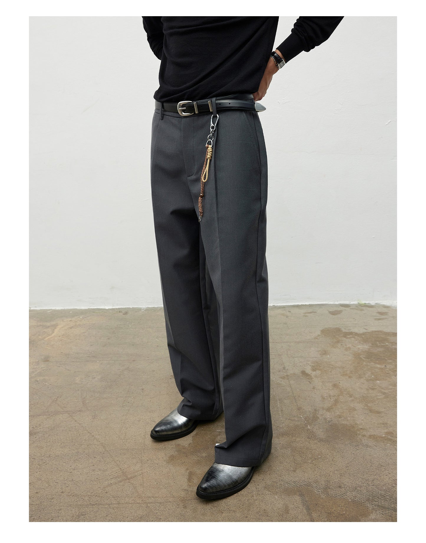 Draping for Leg-Lengthening Effect Casual Pants