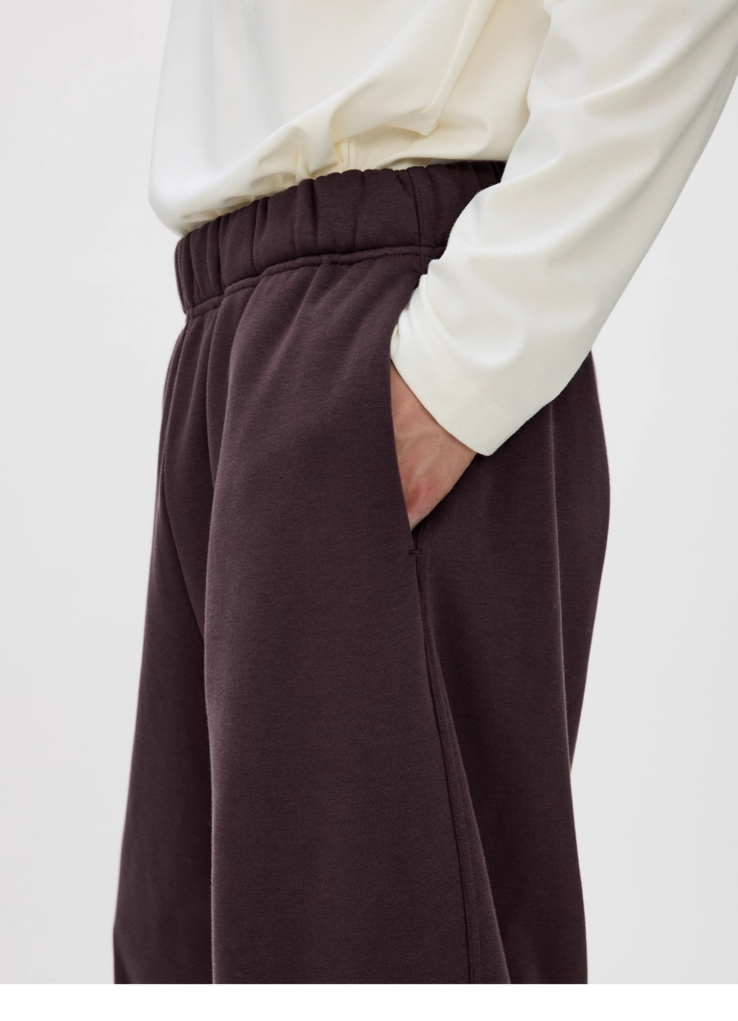 Relaxed Straight Sweatpants