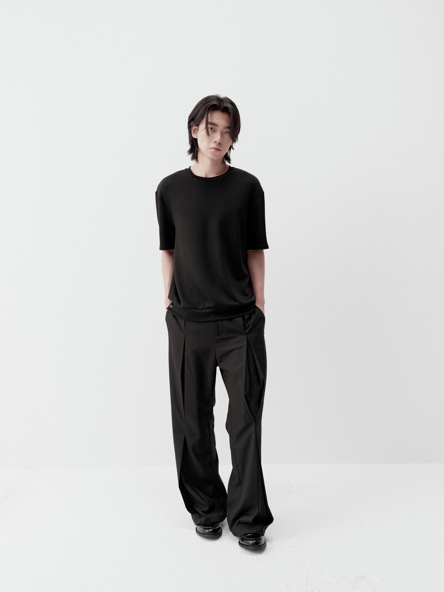 Adjustable with buttons, breathable T-shirt