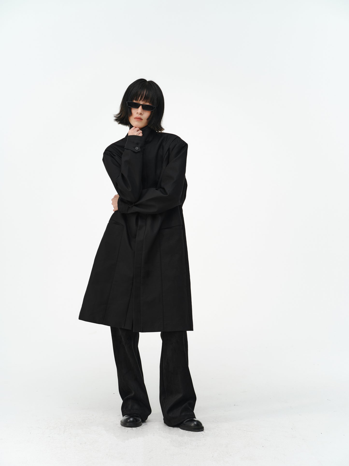 Multi-Shape Collar Coat