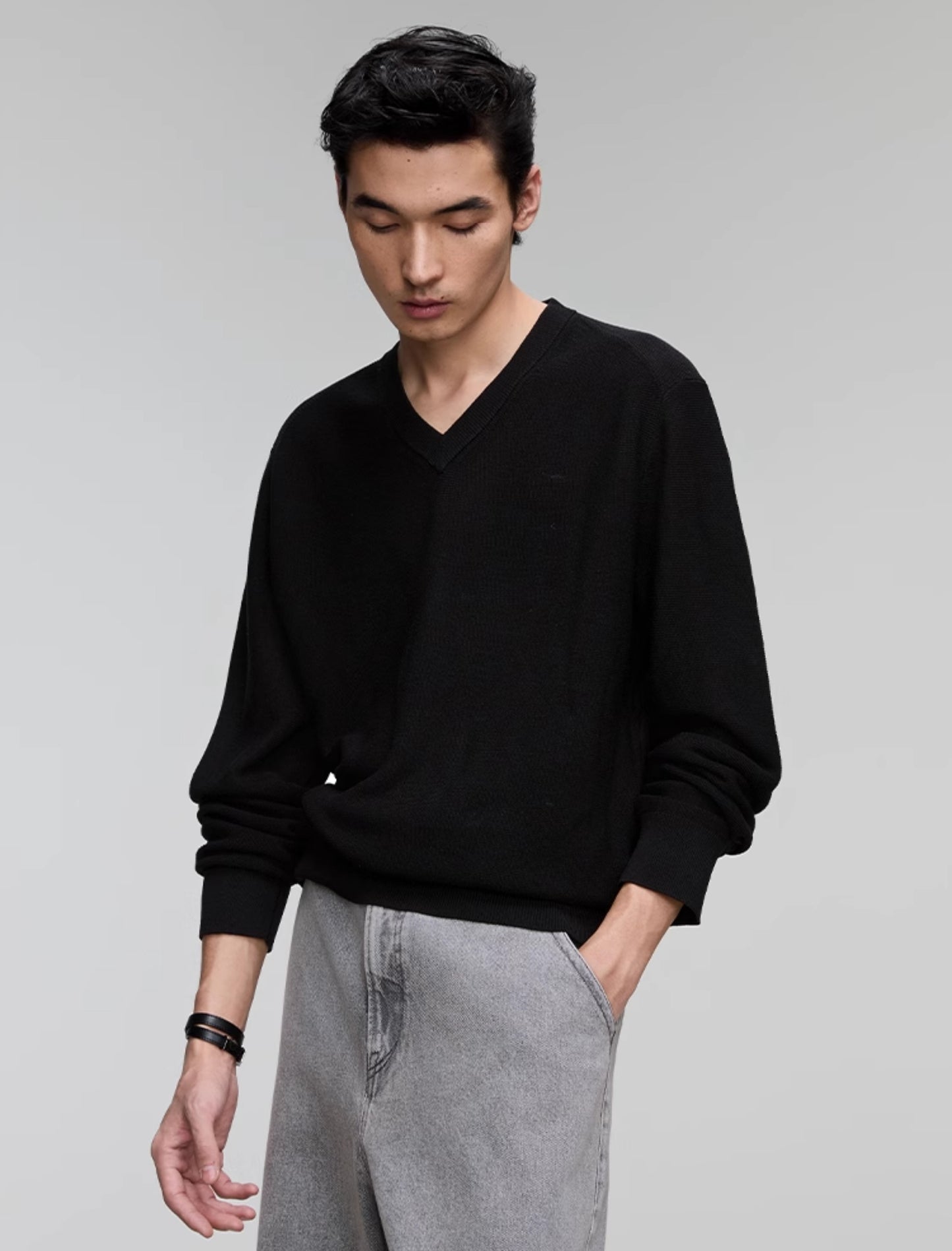 V-neck loose casual knit