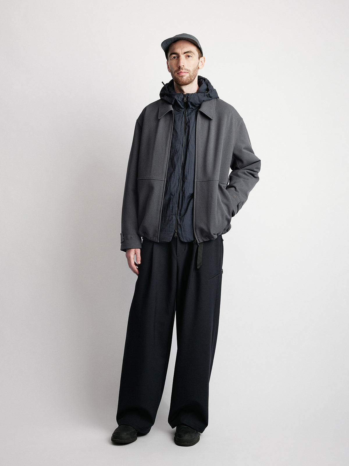 Short Wide Zipper Jacket