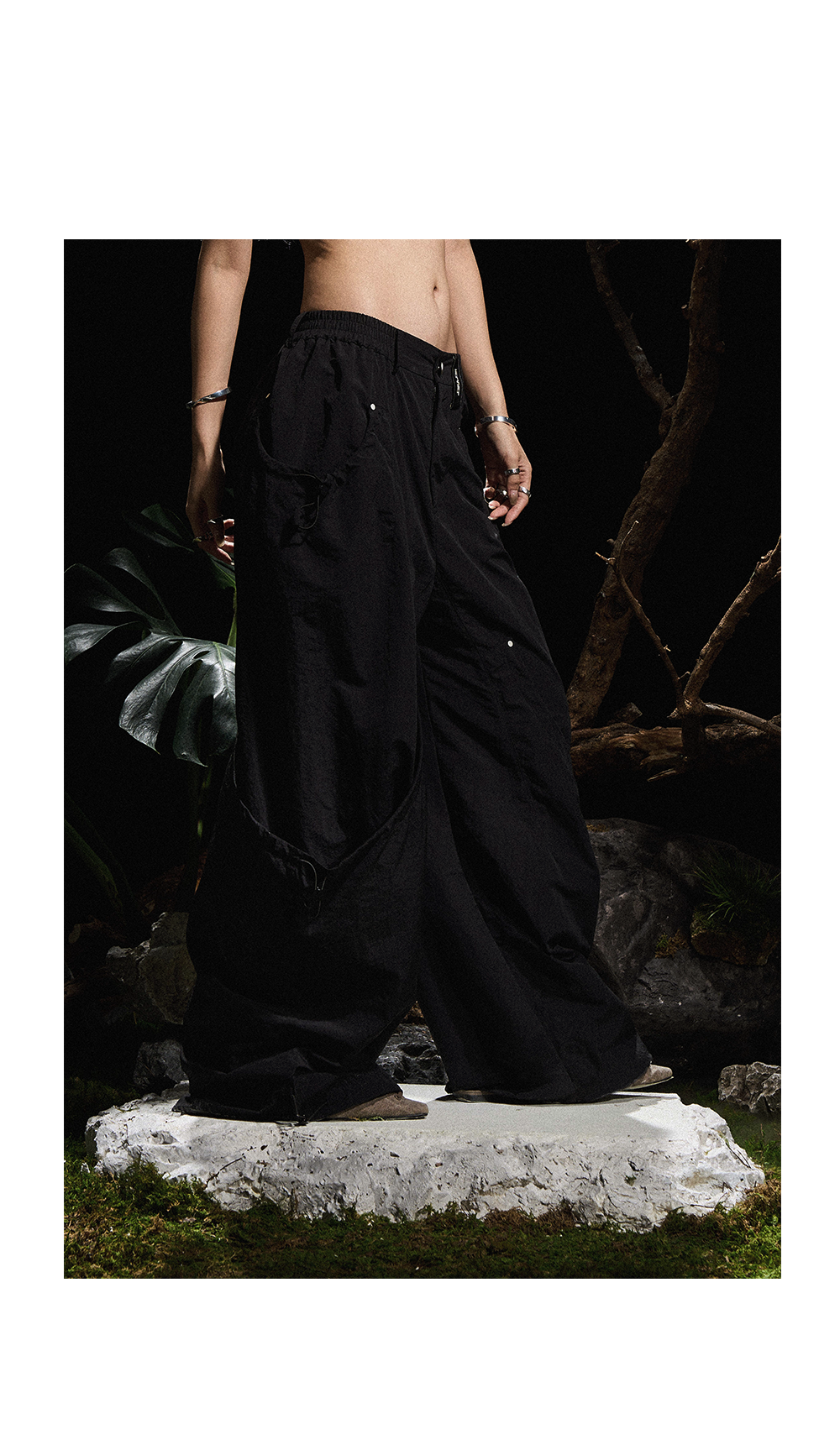 6-pocket drawstring nylon pants